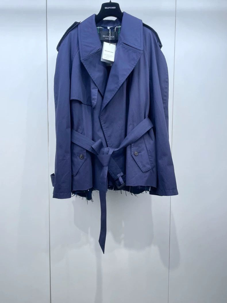 Balenciaga Balenciaga Blue Windbreaker Size S / US 4 / IT 40 - 1 Thumbnail