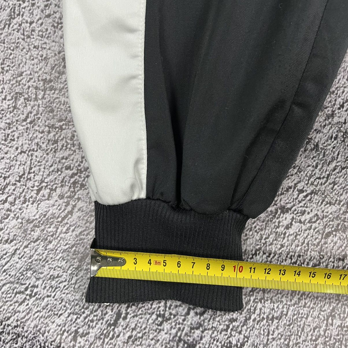 Adidas × Vintage 🪼VINTAGE🪼 Adidas Sport Jogger 3 Stripes Pants Size US 32 / EU 48 - 13 Thumbnail