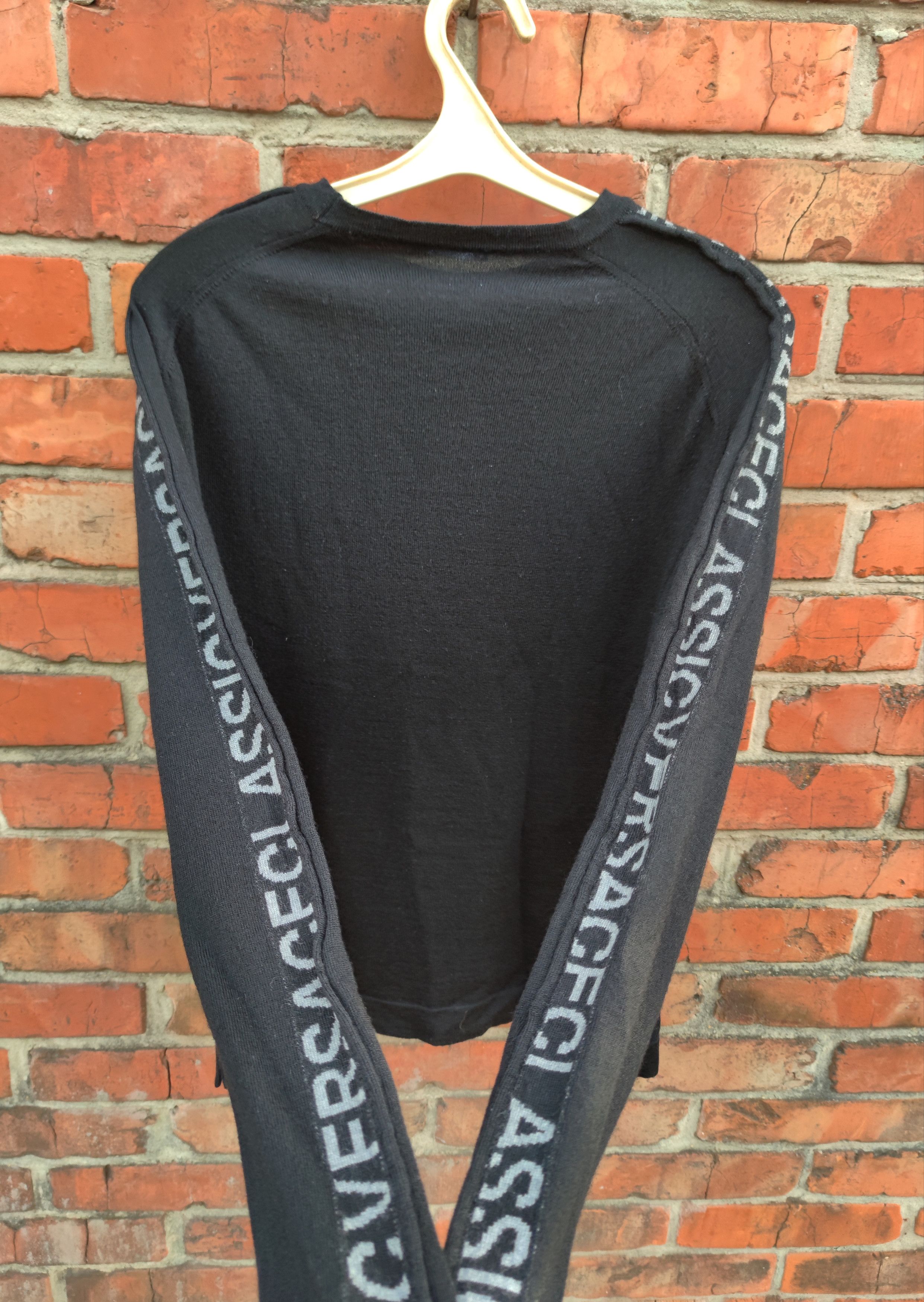 Versace Versace mens black lightweight wool sweater embroidered Size US M / EU 48-50 / 2 - 1 Thumbnail