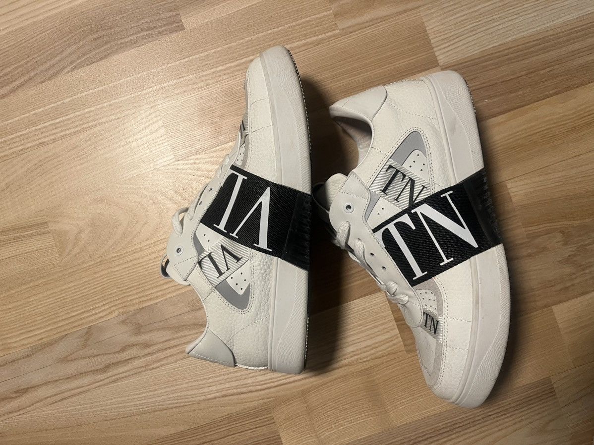 Valentino Valentino VLTN Low-Top Sneakers Size US 10 / EU 43 - 7 Thumbnail