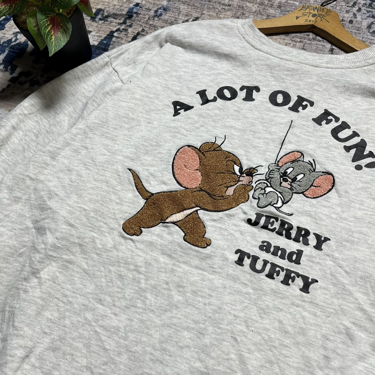 Cartoon Network × Japanese Brand ⚡️STEALS⚡️Tom and Jerry Velvet Backhit Logo Sweetshirts Size M / US 6-8 / IT 42-44 - 11 Thumbnail