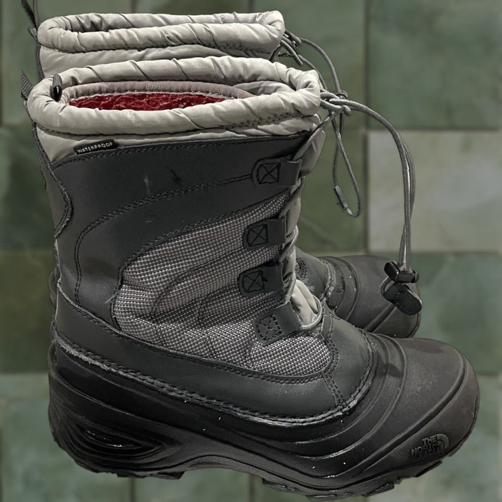 The North Face The North Face Boots Women Size 5 Black Alpenglow IV Snow Mid Calf Women Size US 4 / IT 34 - 1 Thumbnail