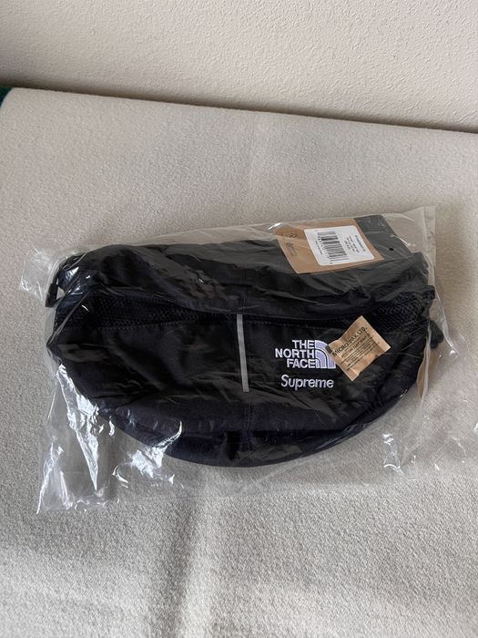 Supreme Supreme The North Face Split Waist Bag in Black | Grailed