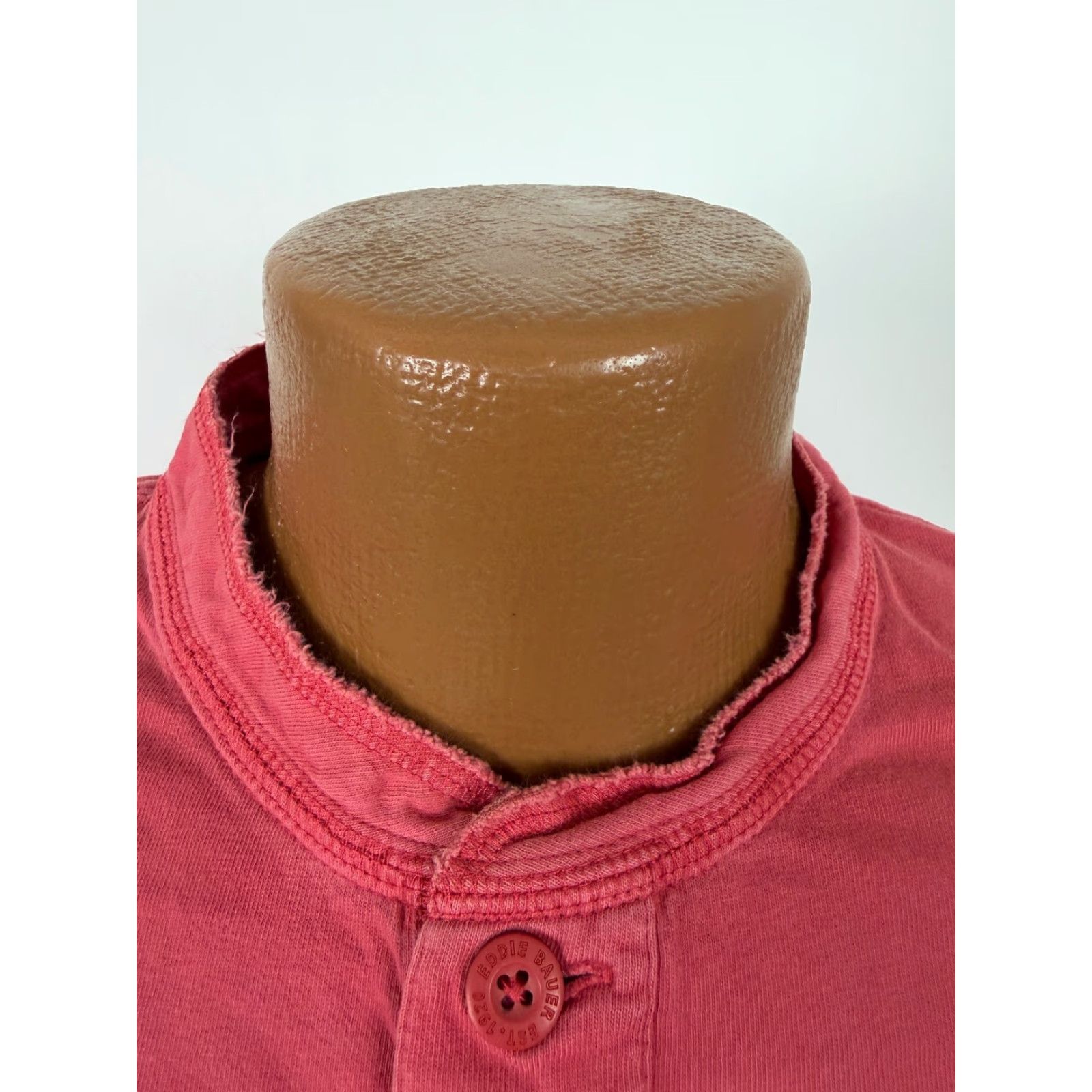 Eddie Bauer VINTAGE Eddie Bauer Henley Shirt Men M Pink Cotton Jersey Short Sleeve Regular Fit T-Shirt Outdoor 90s Size US M / EU 48-50 / 2 - 5 Thumbnail