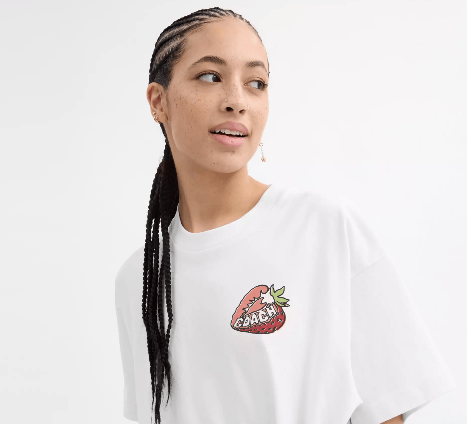 Coach Strawberry Relaxed T Shirt In Organic Cotton CAH64 Size M / US 6-8 / IT 42-44 - 6 Thumbnail