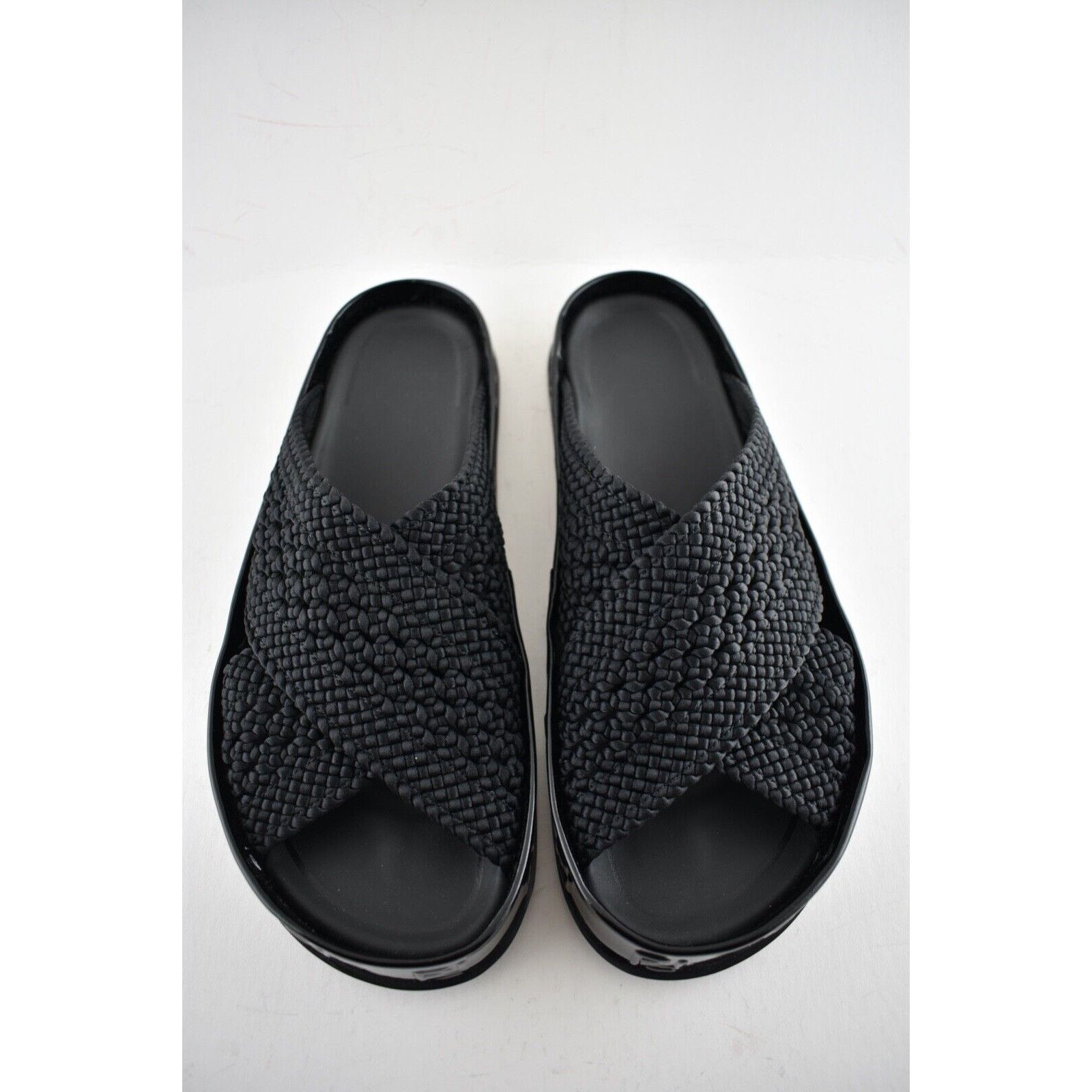 Fendi Fendi Black Criss Cross Woven Logo Mule Slide Slip On Flat Size US 6.5 / IT 36.5 - 6 Thumbnail