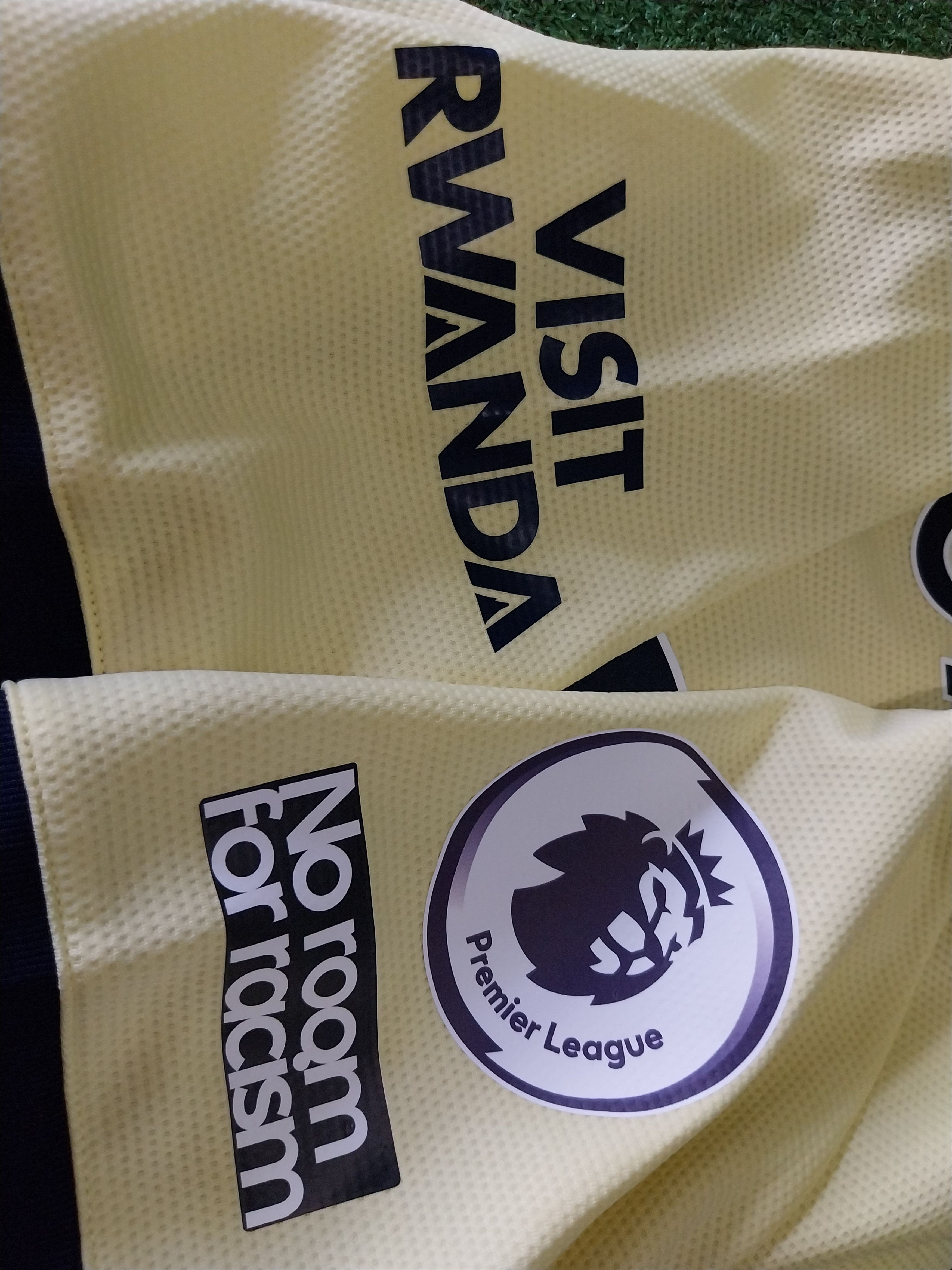 Adidas Arsenal away 2021/2022 ødegaard jersey football Size US L / EU 52-54 / 3 - 10 Thumbnail