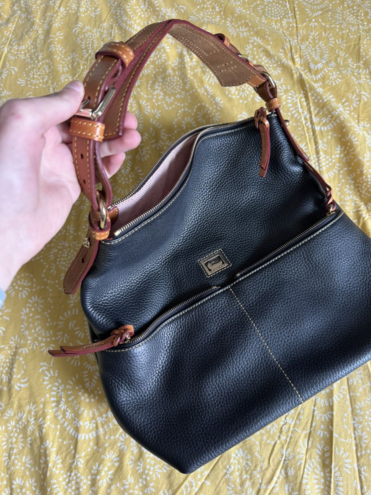 Dooney & Bourke Dooney and Bourke Size ONE SIZE - 4 Thumbnail