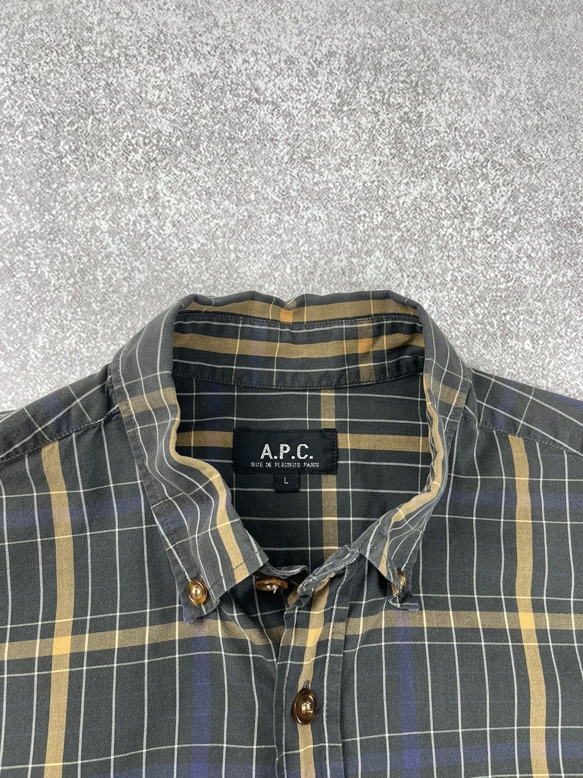 A.P.C. Vintage A.P.C. Short Sleeve Shirt Men’s Size L Size US L / EU 52-54 / 3 - 4 Thumbnail