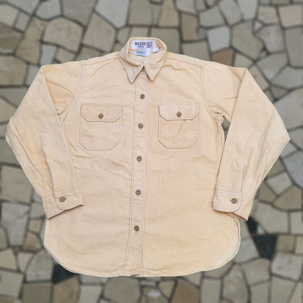 Vintage VINTAGE Woolrich Flannel Button Shirt Womens Medium 19x26 Yellow Size M / US 6-8 / IT 42-44 - 1 Thumbnail