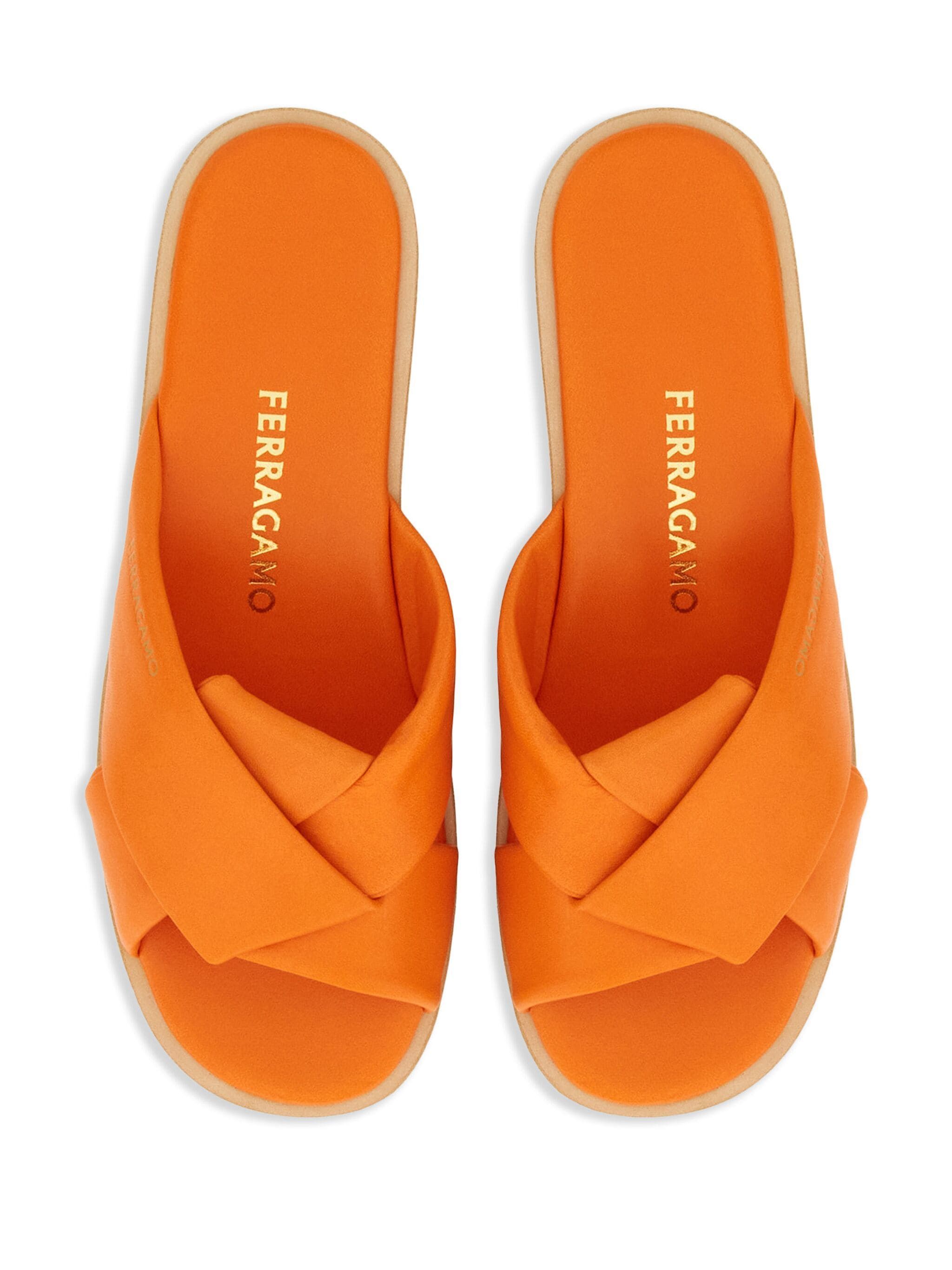 Salvatore Ferragamo o1s1rm0824 Engracia Leather Slides in Orange Size US 8.5 / IT 38.5 - 4 Thumbnail