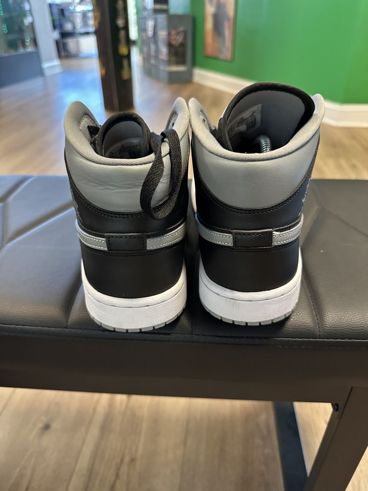 Nike Jordan 1 Mid Size US 10.5 / IT 40.5 - 4 Thumbnail