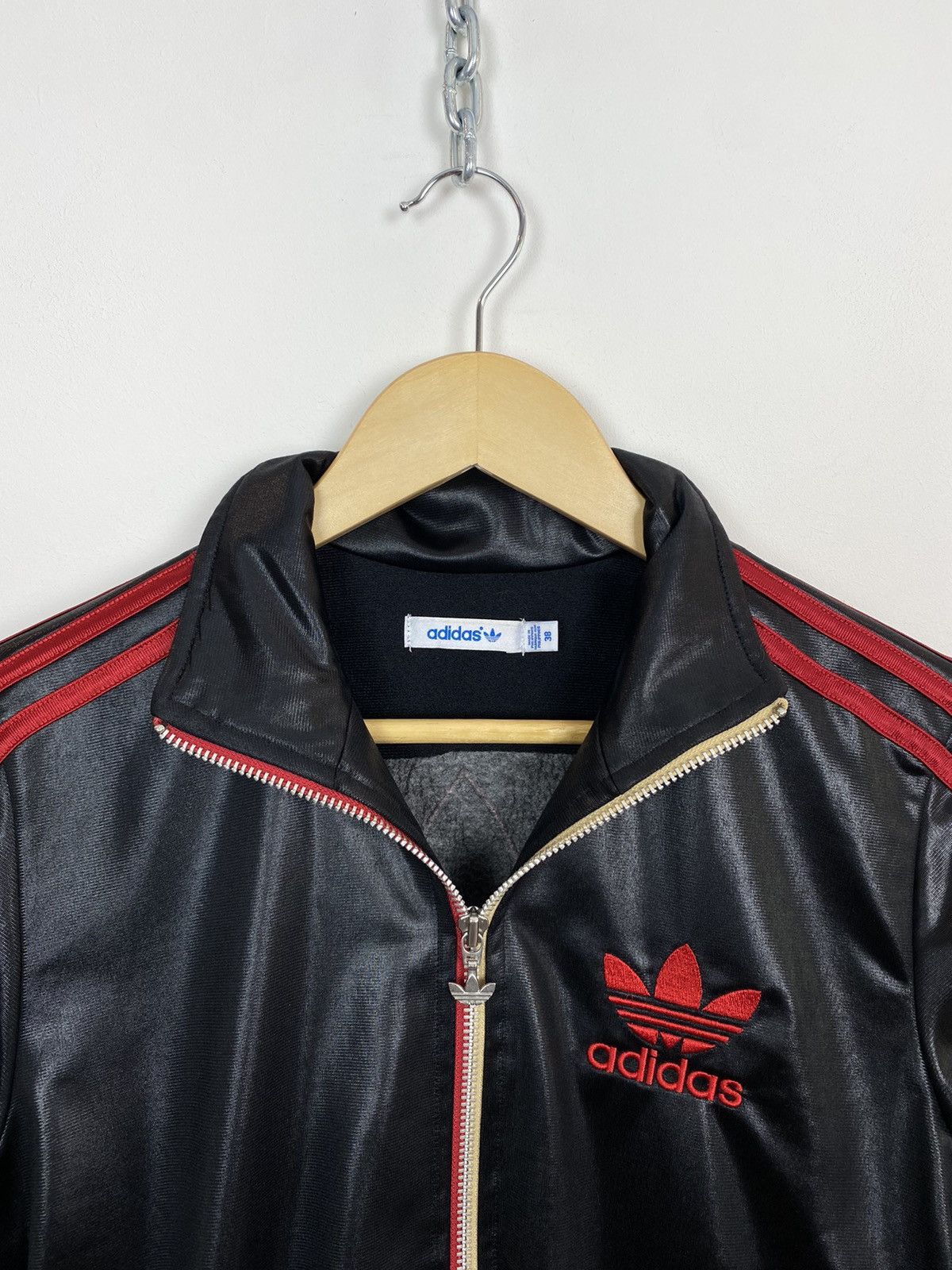 Adidas Vintage Adidas Chile 62 Track Jacket Balenciaga Style Black Size XS / US 0-2 / IT 36-38 - 6 Thumbnail