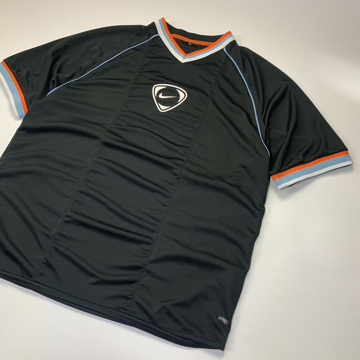 Other 🎩90’s NIKE TEAM RETRO BIG SWOOSH CENTRAL LOGO DRIFIT TEE Y2K Size US L / EU 52-54 / 3 - 3 Thumbnail