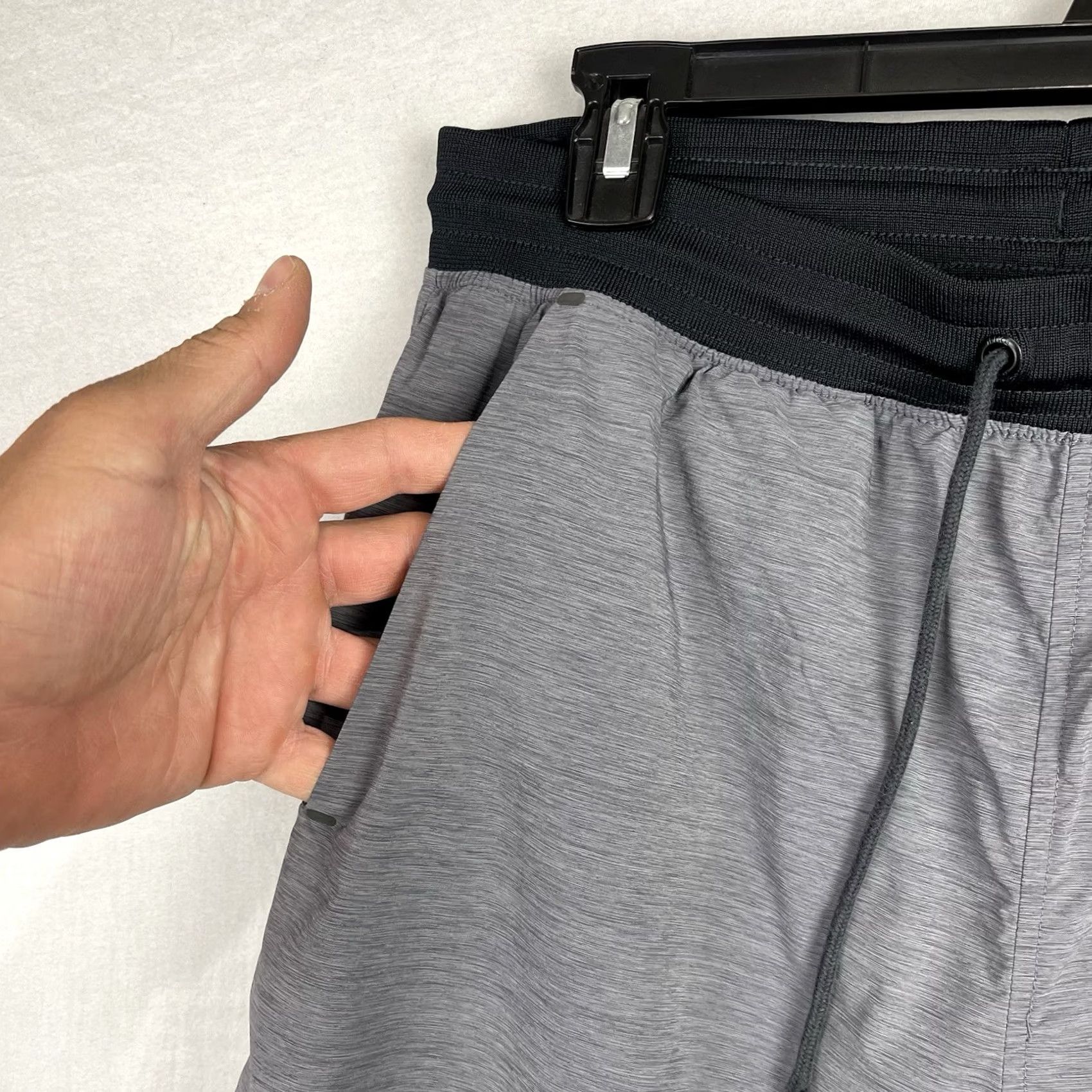 Nike Nike Joggers Womens Medium Bonded Woven Pants Tapered Sportswear Grey Size 32" / US 10 / IT 46 - 7 Thumbnail