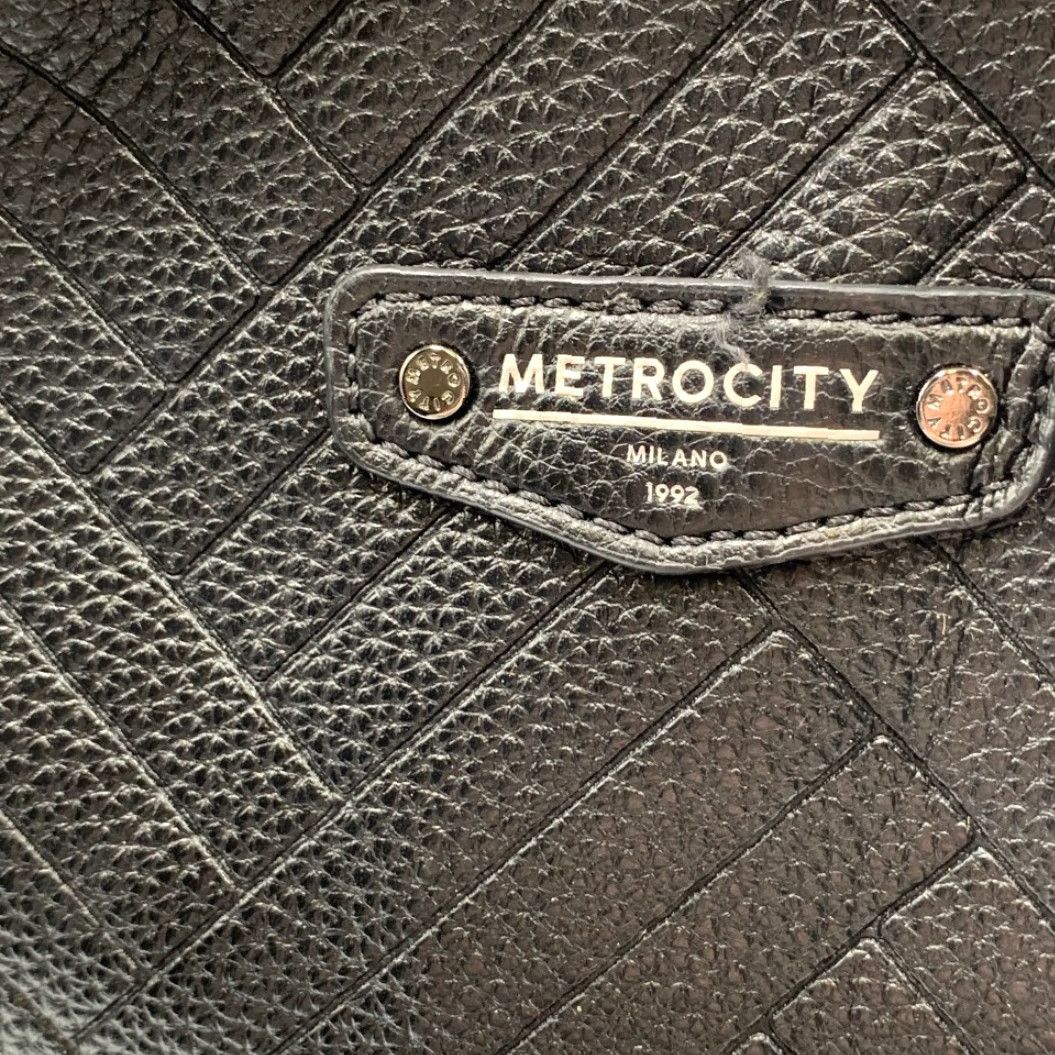 Vintage Metrocity Women Backpack Leather Black Textured Herringbone Adjustable Strap Bag Modern Womens Size ONE SIZE - 4 Thumbnail
