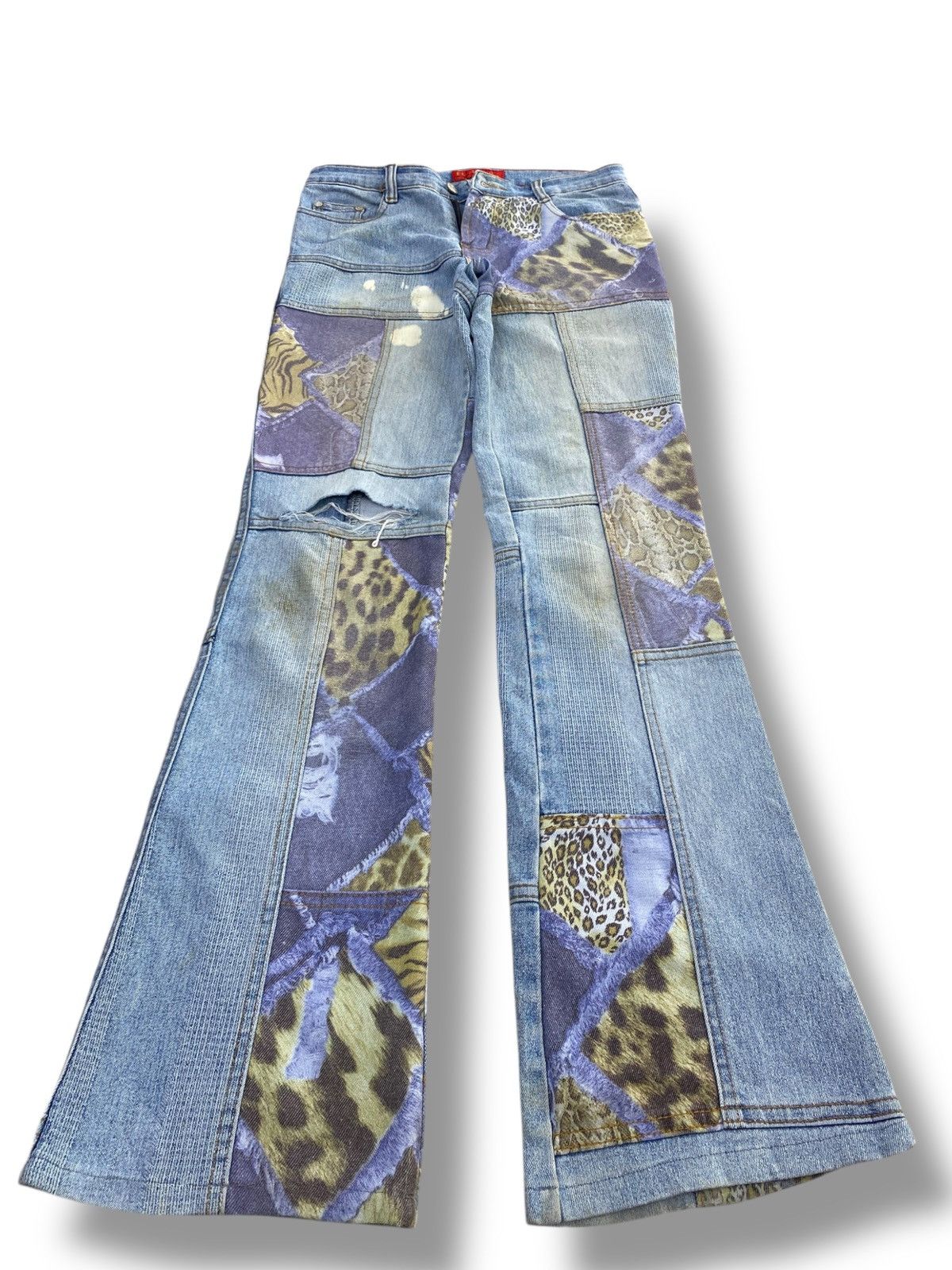 Japanese Brand Japanese Brand With Animal Print Stye Flare Jeans Size US 28 / EU 44 - 1 Thumbnail