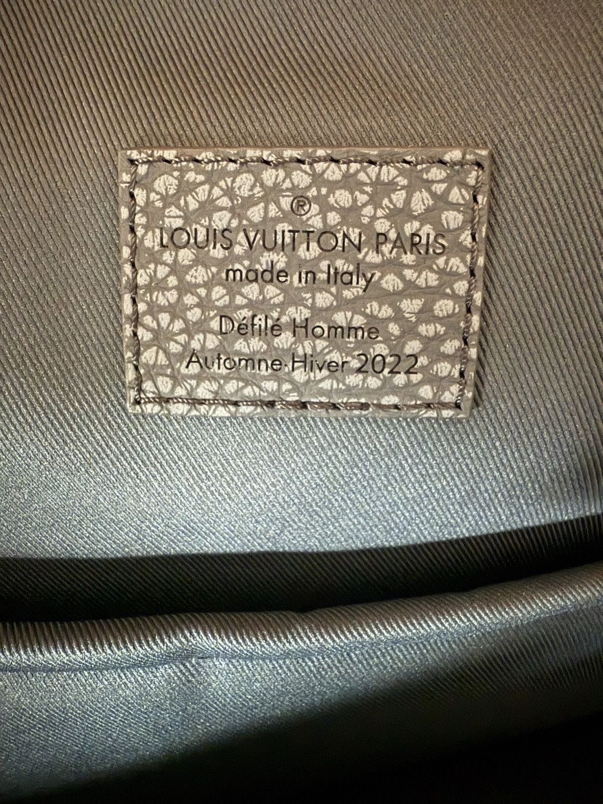 Louis Vuitton Louis Vuitton Taurillon Monogram Climbing Ellipse Backpack Size ONE SIZE - 5 Thumbnail