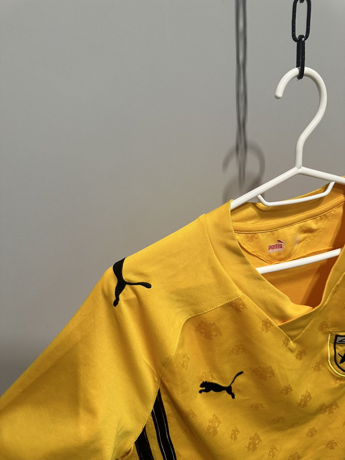 Puma Vintage Y2K Puma A.E.K Soccer jersey Block Core 2000s Size US M / EU 48-50 / 2 - 3 Thumbnail