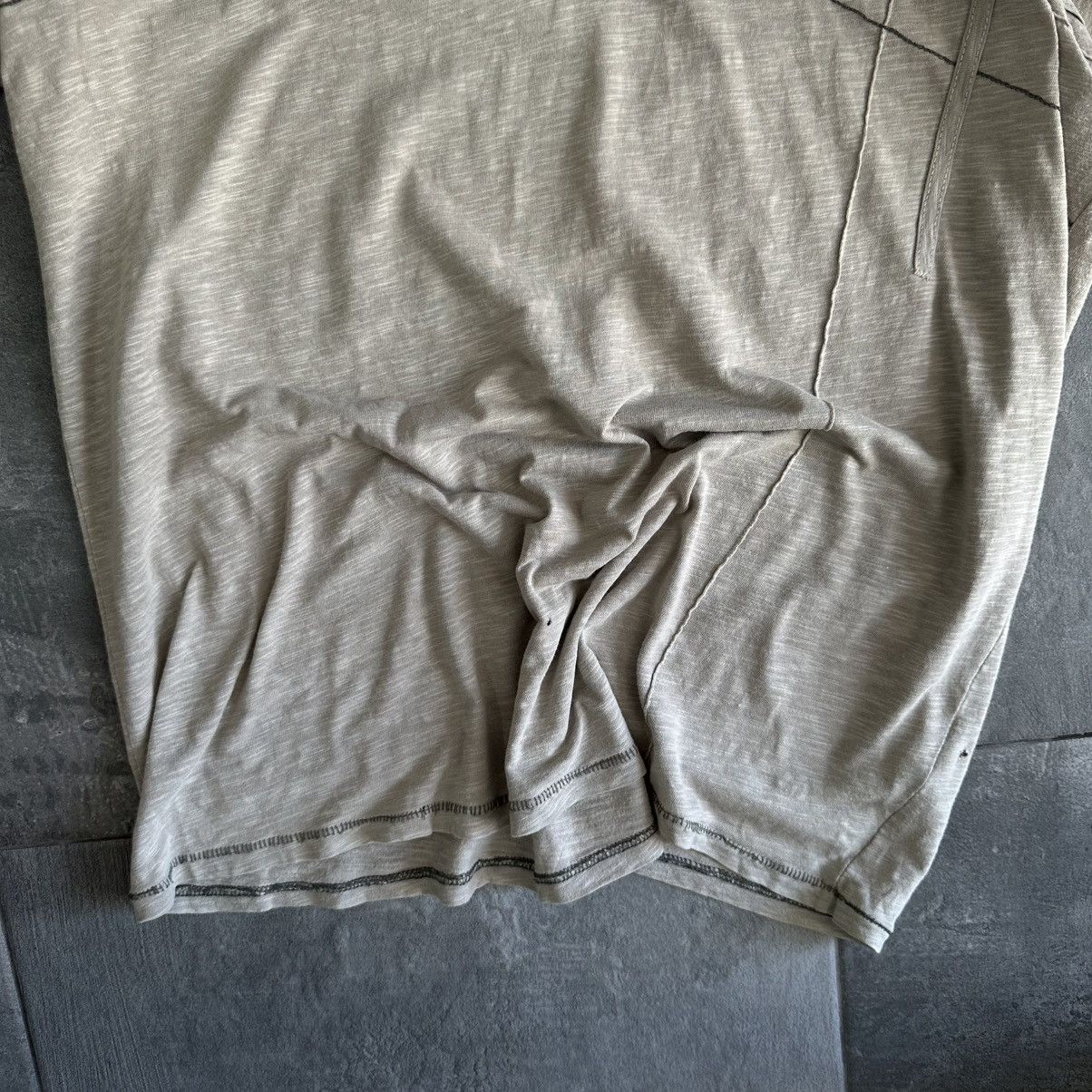 Japanese Brand × Vintage Vintage Japanese Style T-shirts Grunge Avantgarde Y2K 00s Size US L / EU 52-54 / 3 - 7 Thumbnail
