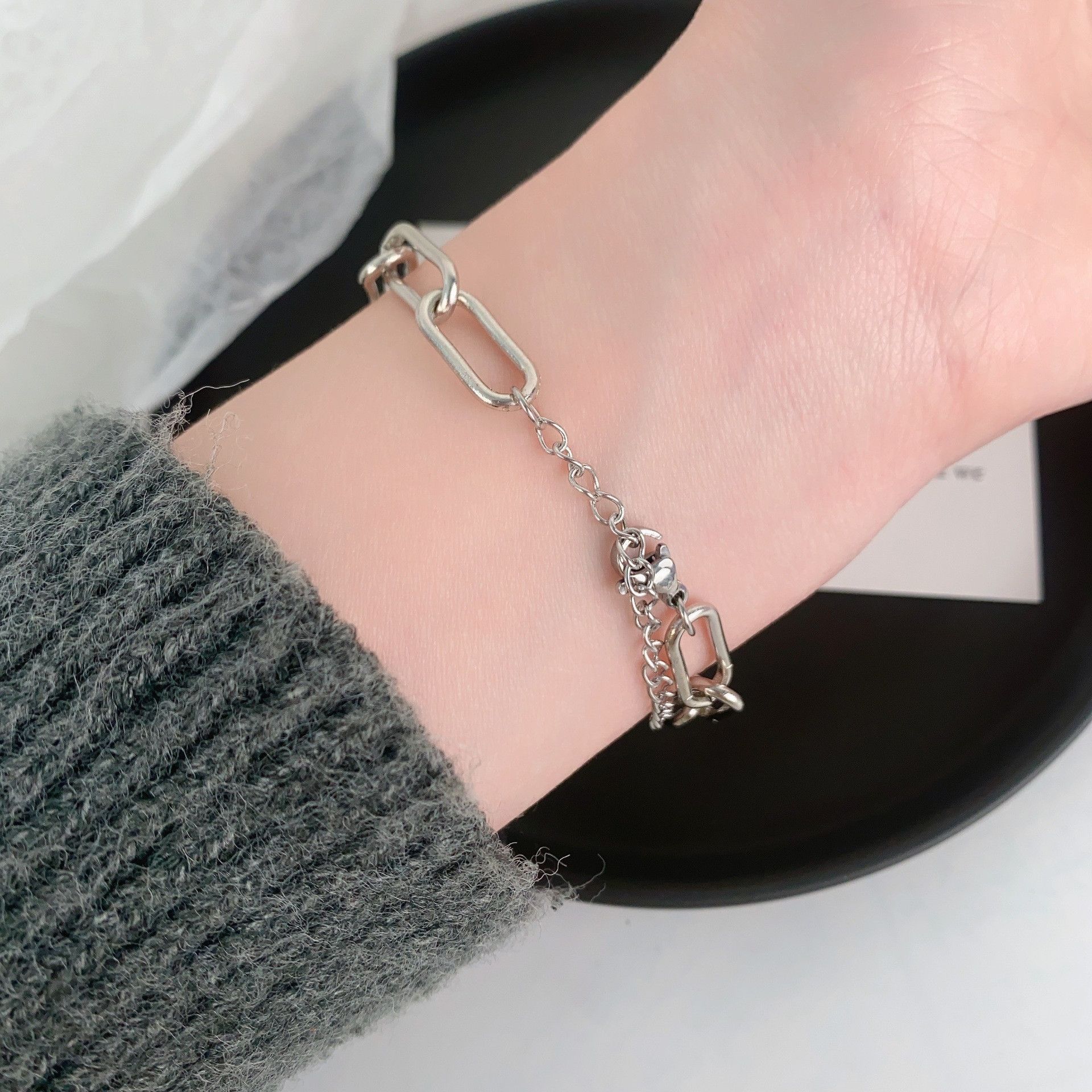 Jewelry Pearl Future Bracelet Y2K Punk Chain Gotch Bracelets Chains Size ONE SIZE - 2 Thumbnail