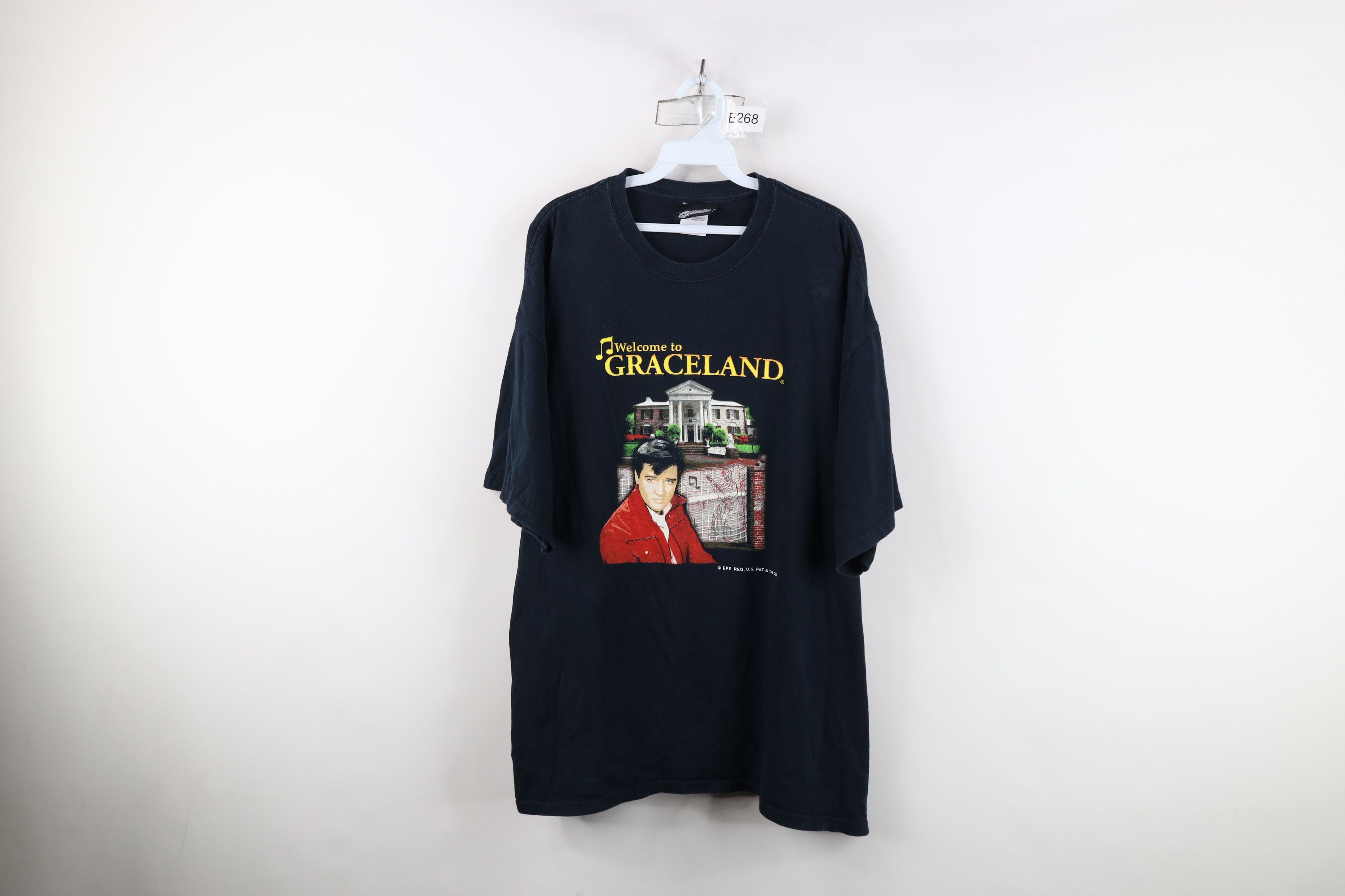 Vintage Vintage Y2K Spell Welcome To Graceland Elvis Presley T-Shirt Size US XXL / EU 58 / 5 - 1 Thumbnail