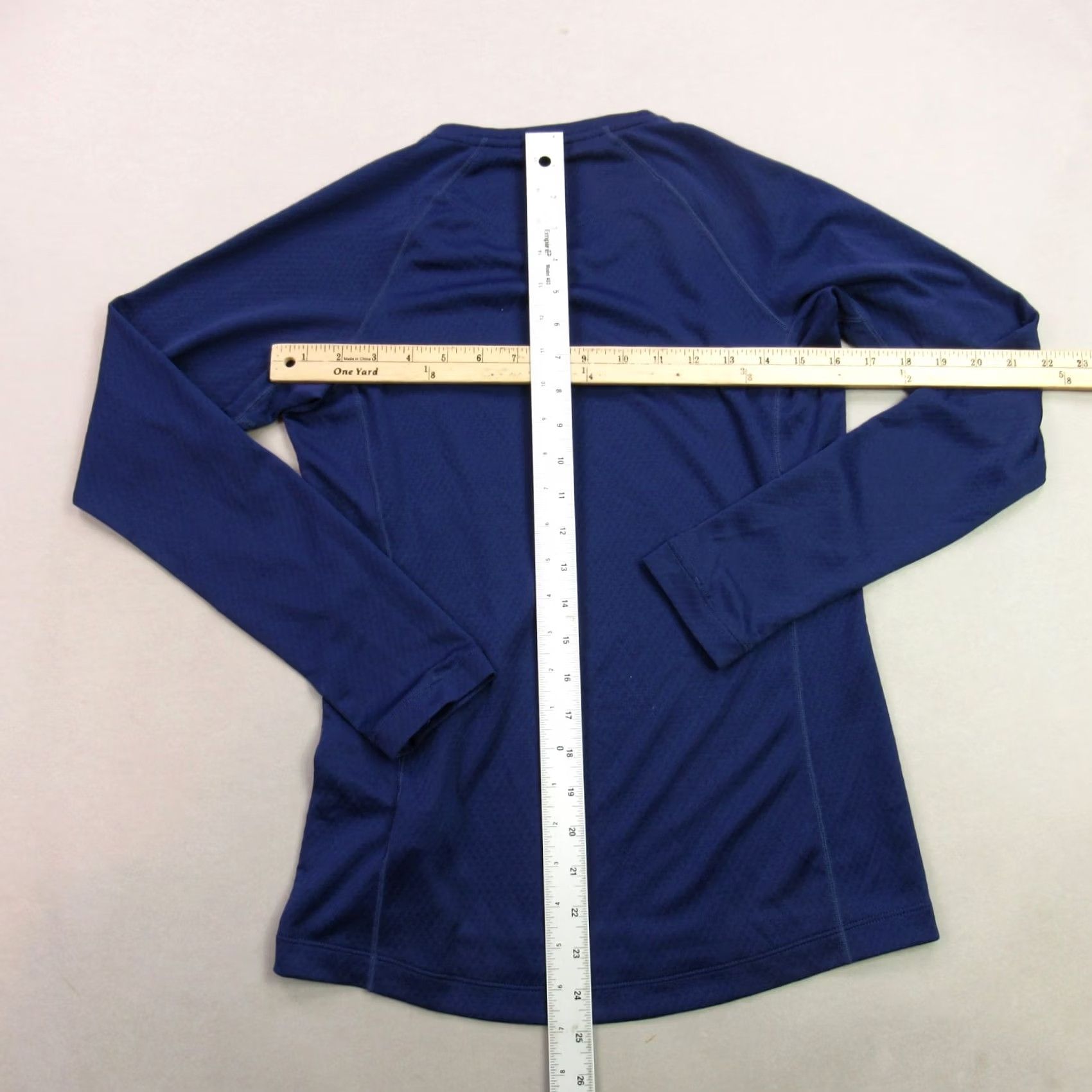 Patagonia Patagonia Shirt Womens XS Long Sleeve Crew Neck Pullover Capilene Blue Capilene Logo Size XS / US 0-2 / IT 36-38 - 7 Thumbnail