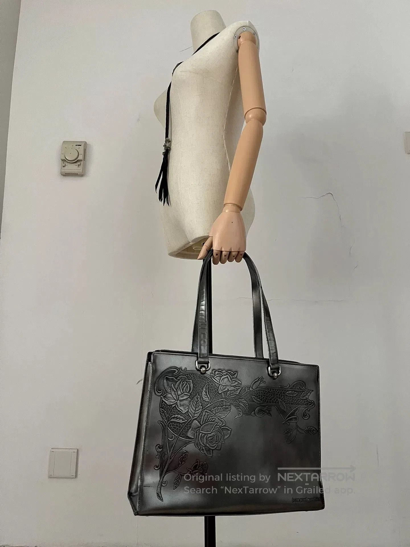 Jean Paul Gaultier Jean Paul Gaultier Silver Rose Handbag. Size ONE SIZE - 3 Thumbnail