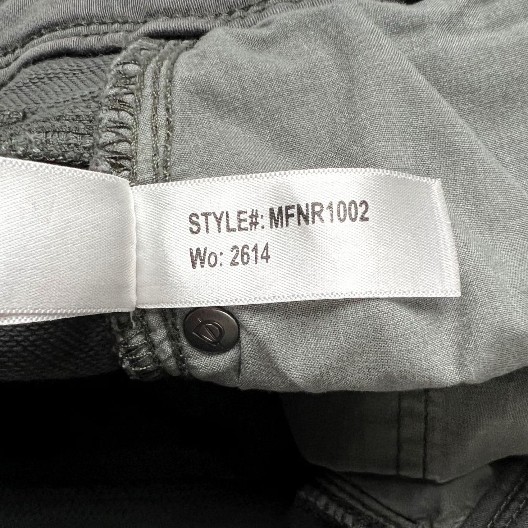 DUER DU/ER No Sweat N2X Slim Fit Taper Pants Grey Chino Mens 30x30 Stretch Size US 30 / EU 46 - 5 Thumbnail