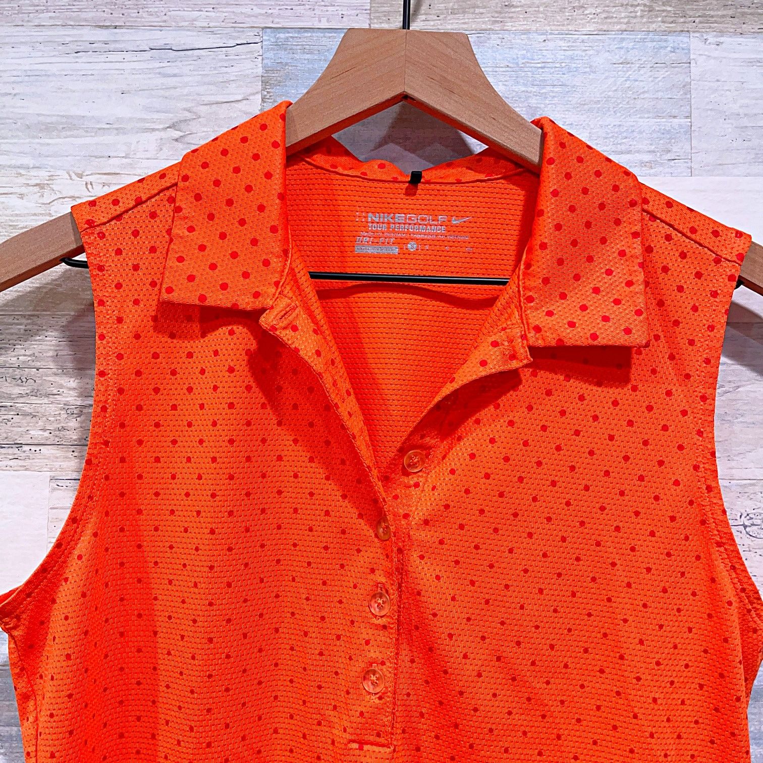 Nike Nike Golf Tour Performance Sleeveless Polo Orange Polka Dot Size S / US 4 / IT 40 - 2 Thumbnail