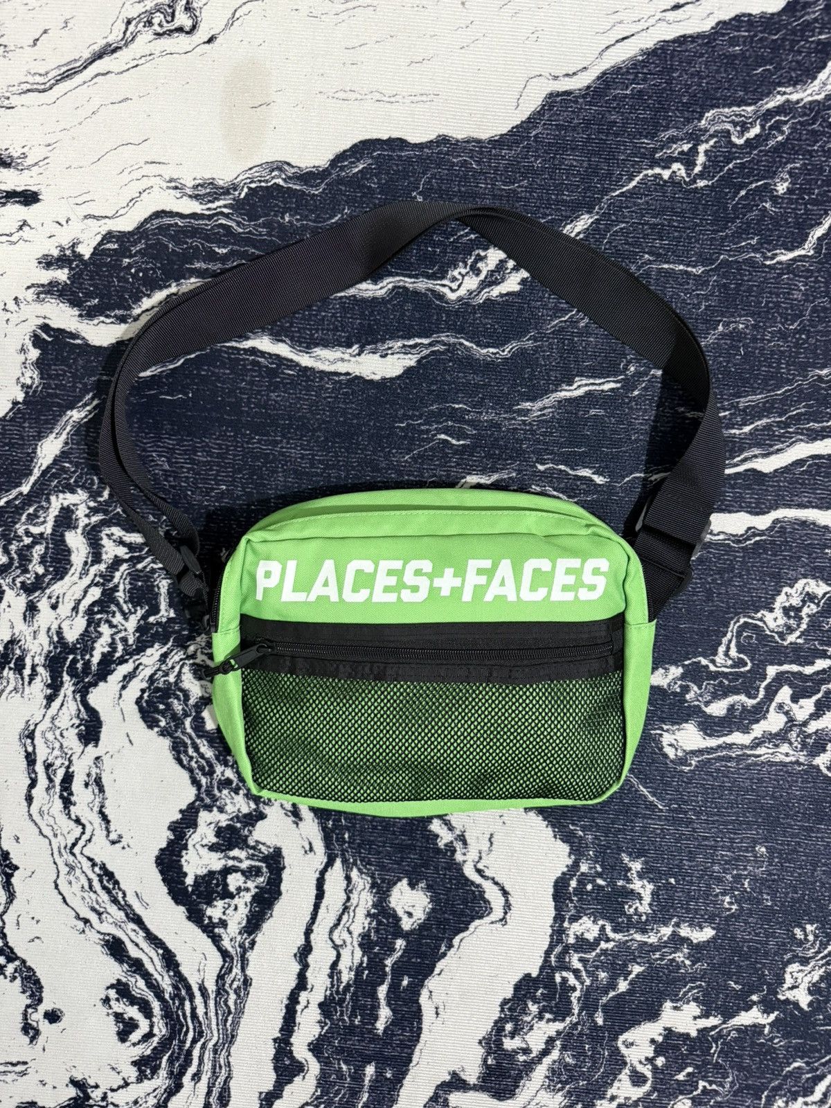 Places + Faces Places+faces shoulder pouch bag Size ONE SIZE - 1 Thumbnail