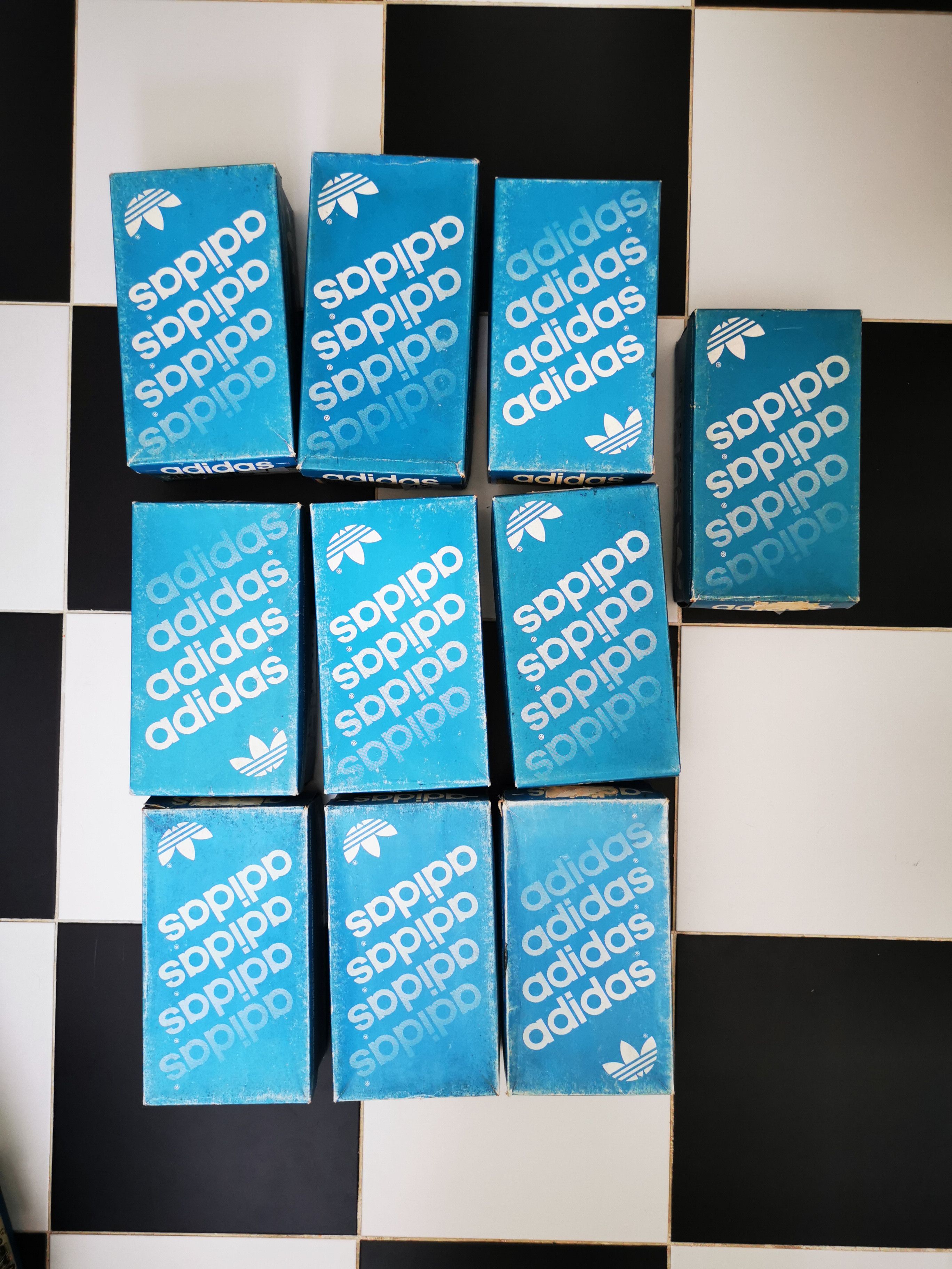 Adidas OG Vintage 80s adidas empty box Germany France Yugoslavia Size ONE SIZE - 19 Thumbnail