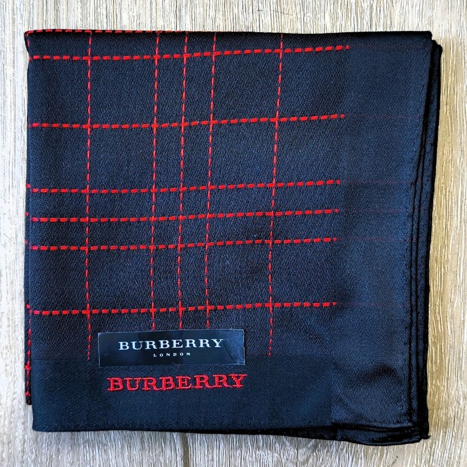 Burberry ✨ NEW RARE - Burberry Handkerchief [50cm x 50cm] Size ONE SIZE - 2 Thumbnail