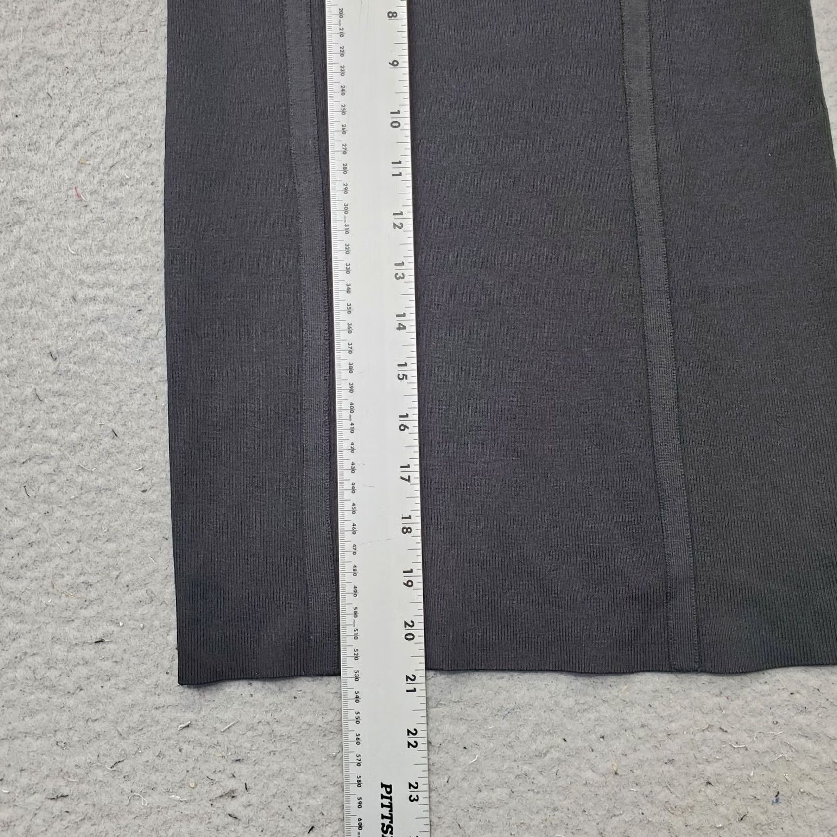 Bcbgmaxazria BCBGMAXAZRIA Pencil Skirt Womens L Black Knit High Waisted Casual Everyday Size 36" / US 14 / IT 50 - 3 Thumbnail
