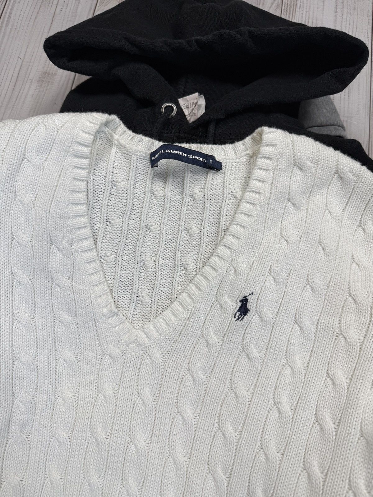 Polo Ralph Lauren Vintage Polo Ralph Lauren V neck Sweater Size US XL / EU 56 / 4 - 3 Thumbnail