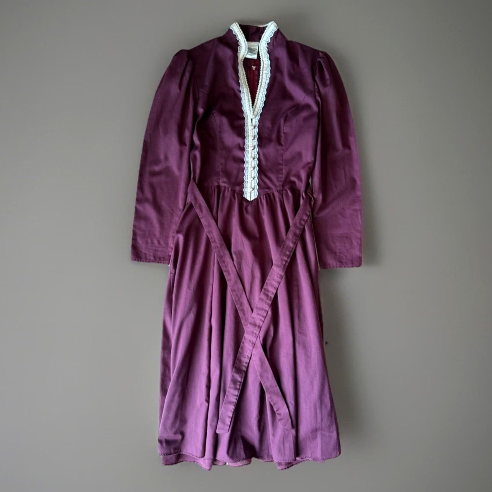 Vintage VINTAGE Gunne Sax Dress Women's Small Maroon Lace Taffeta 80s Boho Glam Size S / US 4 / IT 40 - 2 Thumbnail