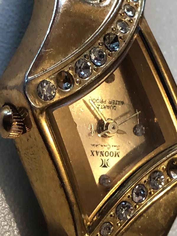 Designer Moonak gold bracelet watch Size ONE SIZE - 5 Thumbnail