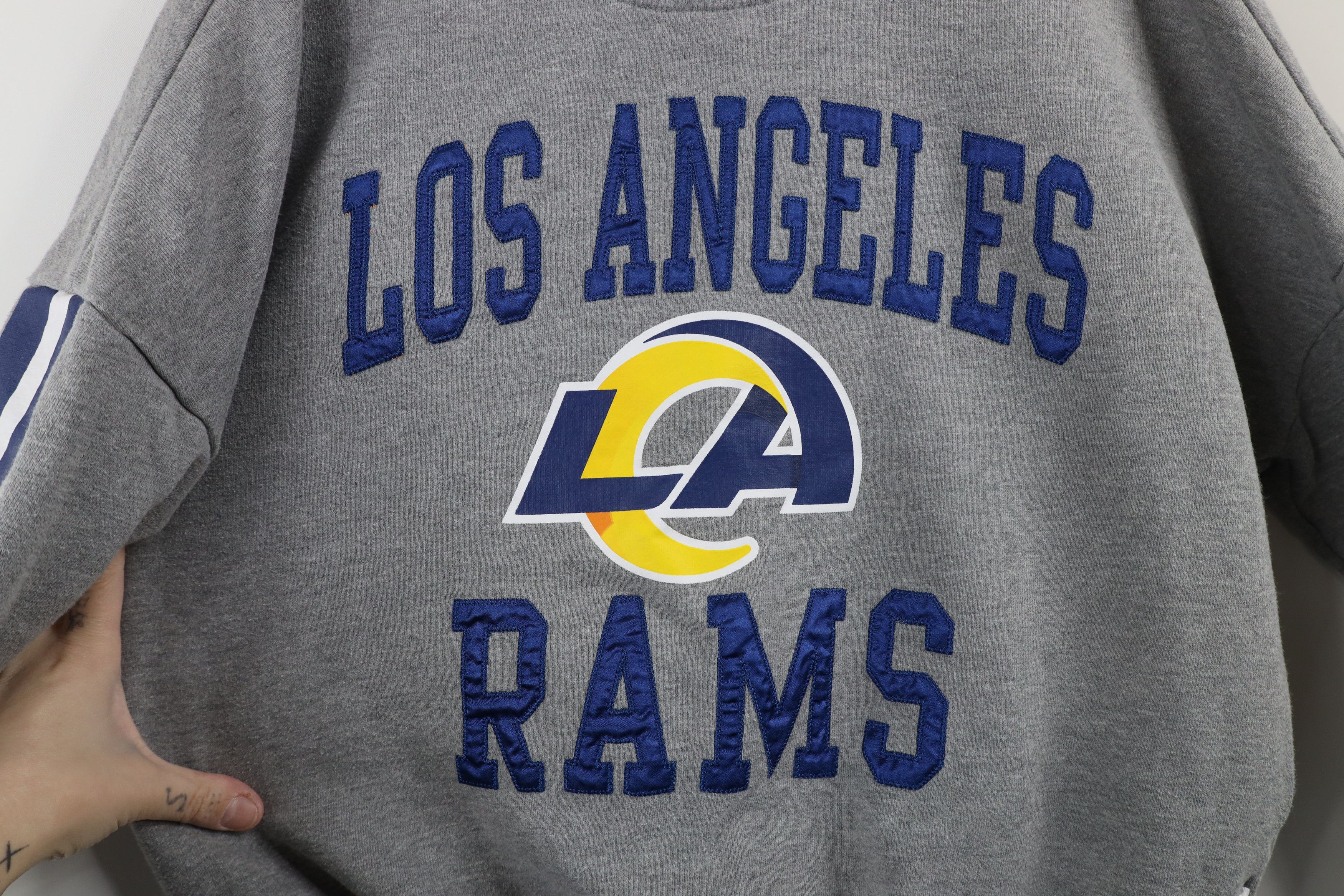Vintage Y2K Fit Spell Out Los Angeles Rams Football Sweatshirt Size M / US 6-8 / IT 42-44 - 5 Thumbnail