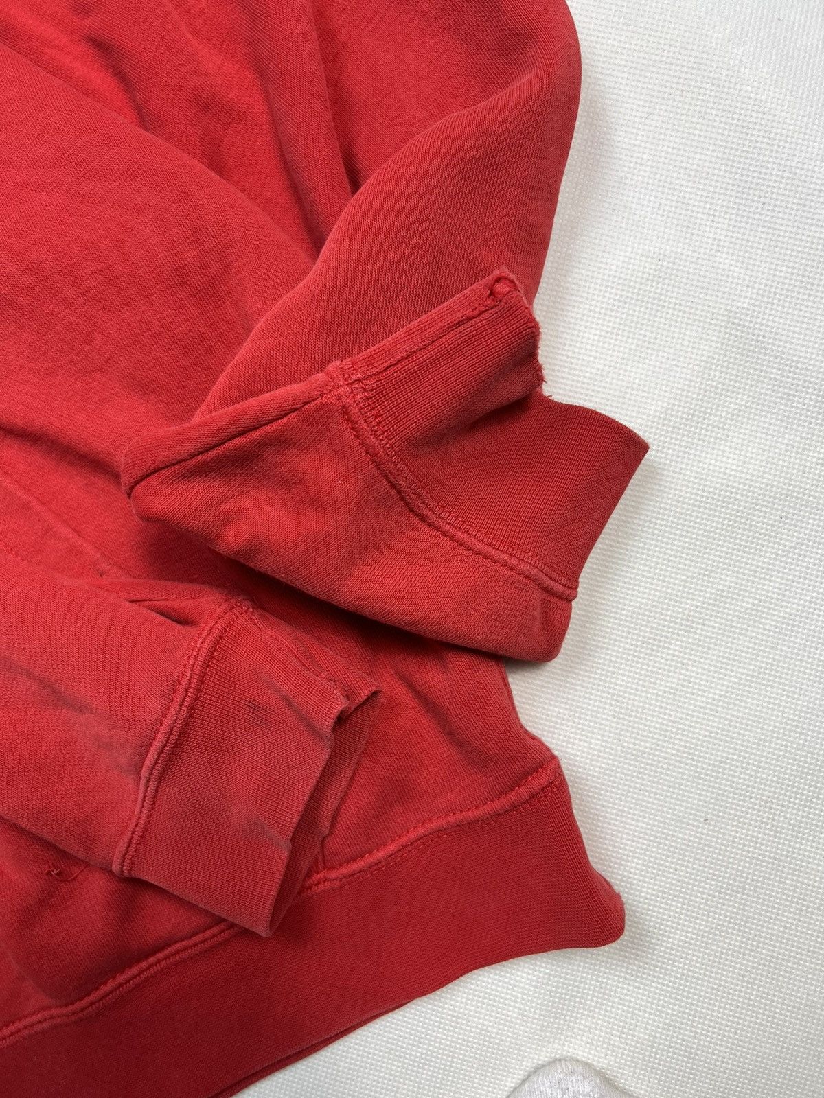 Nike Hoodie Nike small logo red Size US M / EU 48-50 / 2 - 4 Thumbnail