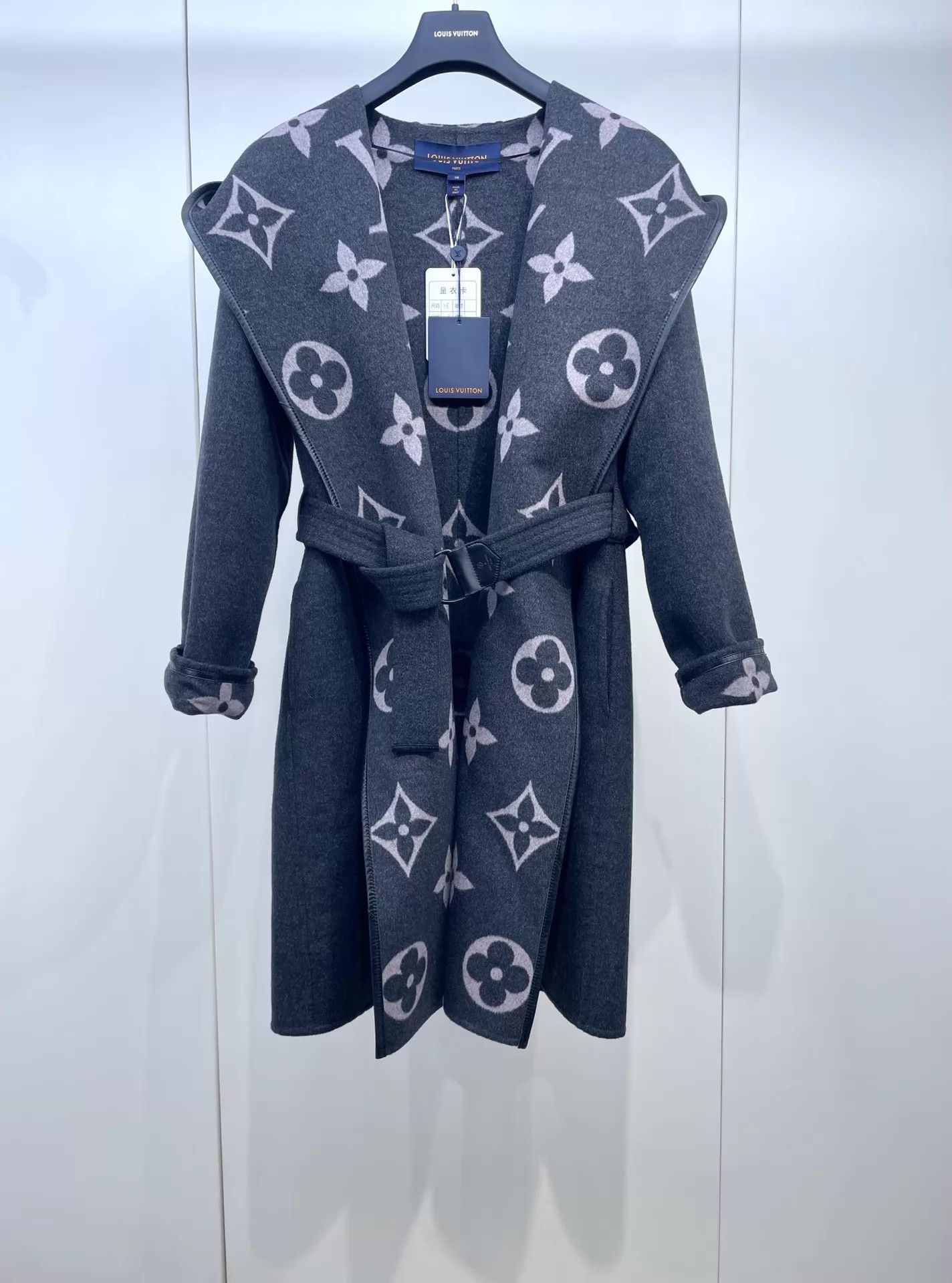 Louis Vuitton LV Gray Monogram All Over Print Robe Coat 38 99 New w/ Tags Size S / US 4 / IT 40 - 1 Thumbnail