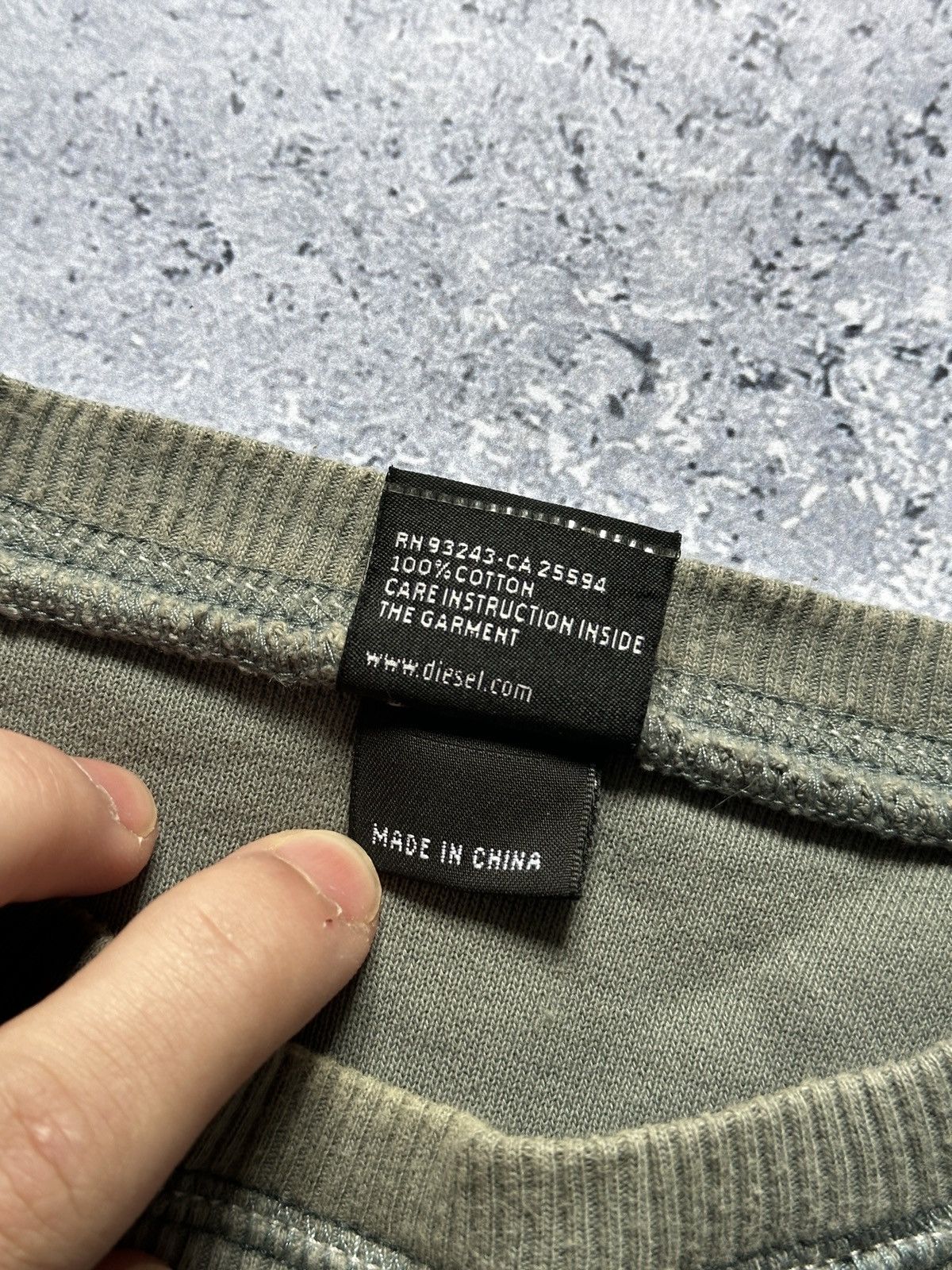 Diesel × Vintage Vintage Diesel Reversed Logo Sweatshirt Olive Spellout Faded Size US L / EU 52-54 / 3 - 12 Thumbnail