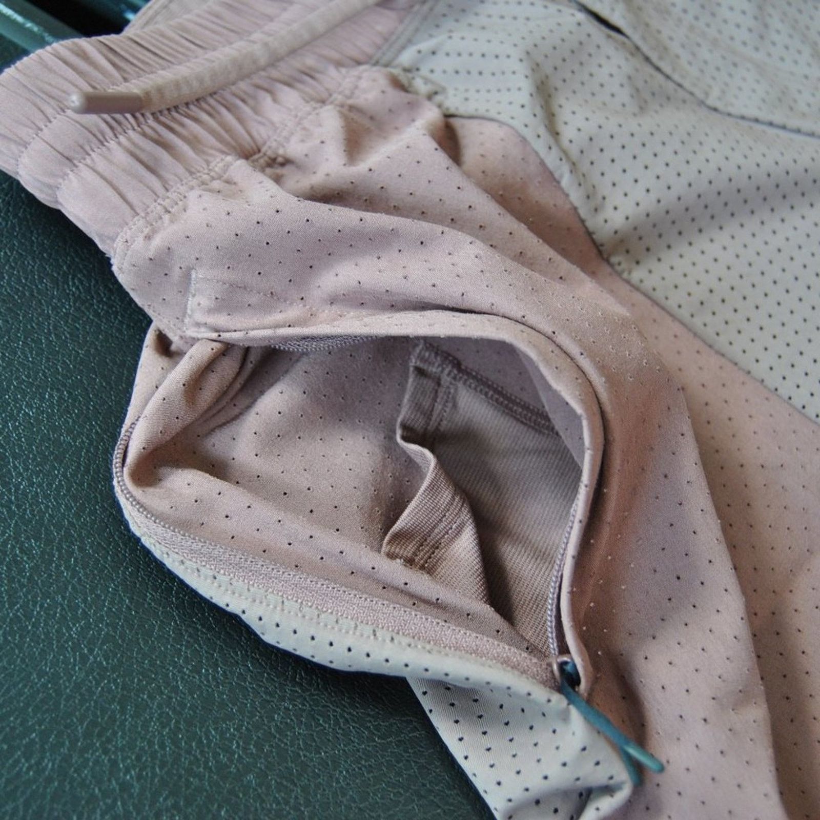 Lululemon Lululemon Small Step Back Jump Mesh Athletic Short Size US 28 / EU 44 - 11 Thumbnail