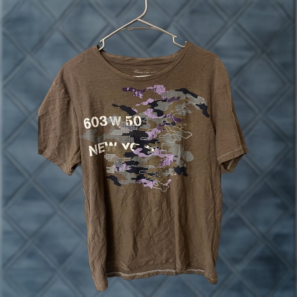 Kenneth Cole KENNETH COLE NEW YORK Graphic T-Shirt Men’s Medium Brown 100% Cotton Crew Neck Short Sleeve Regular Fit Size US M / EU 48-50 / 2 - 1 Thumbnail