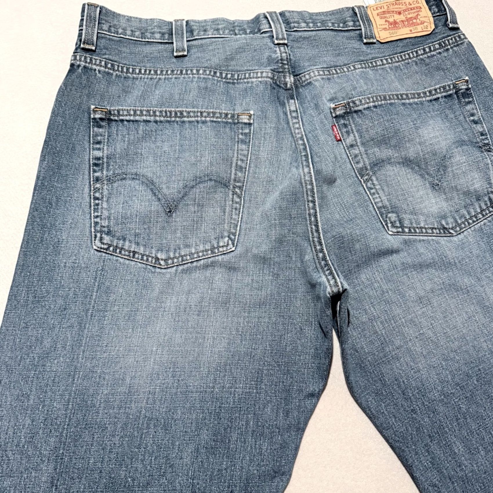 Levi's Levi's 569 Jeans Men Blue Distressed Zip-Fly Straight-Leg 38x32 Size US 38 / EU 54 - 7 Thumbnail