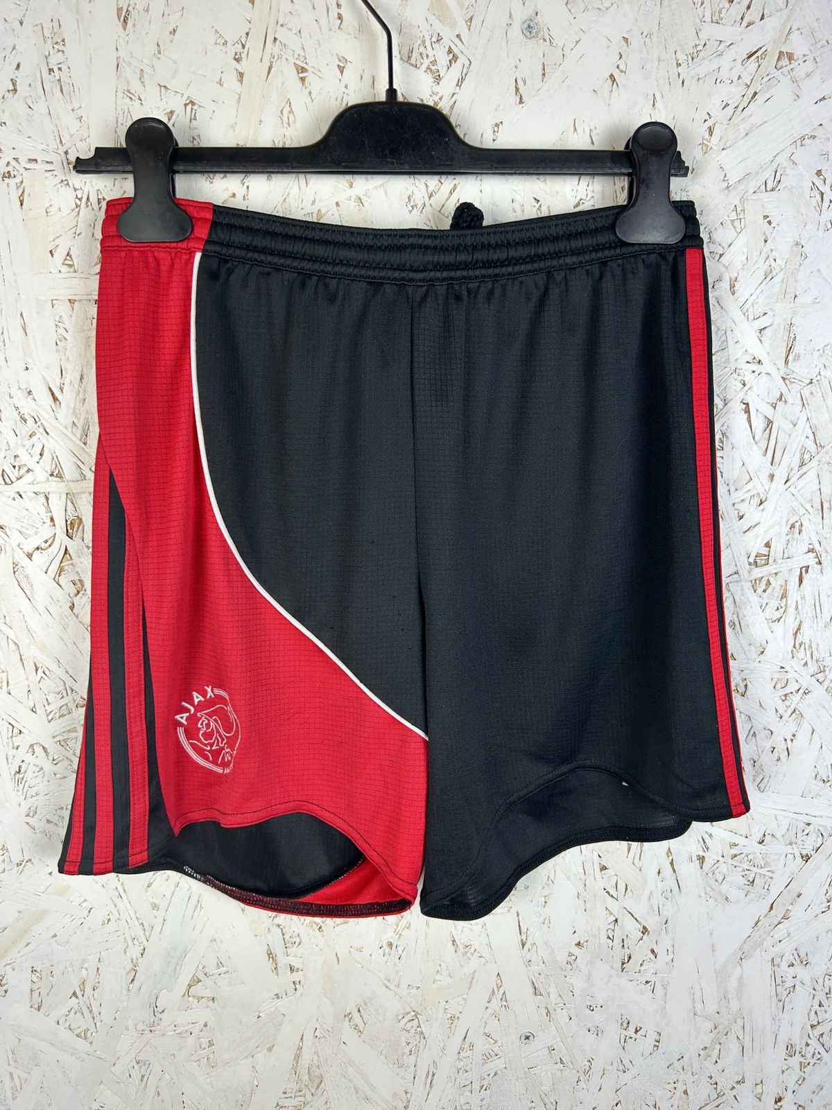 Adidas 00s Adidas Ajax Amsterdam 2006/07 Away Kit Soccer Shorts 30 Size US 30 / EU 46 - 4 Thumbnail