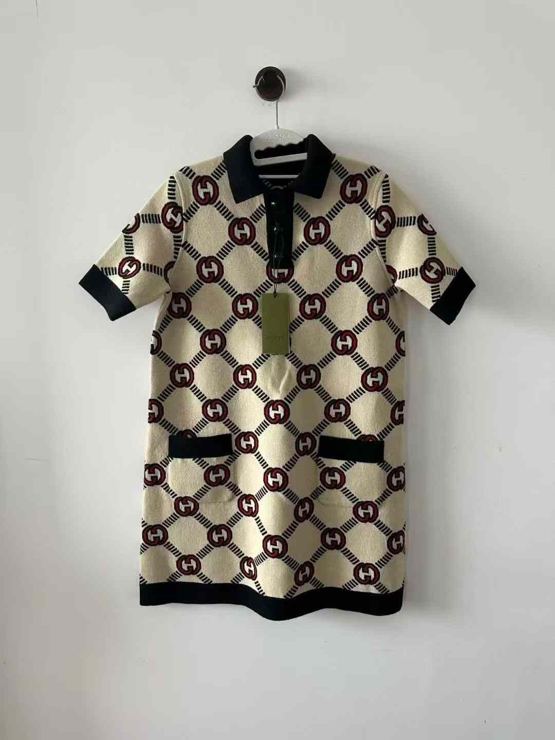 Gucci Gucci Reversible All-over Print Wool Dress Size M / US 6-8 / IT 42-44 - 1 Thumbnail