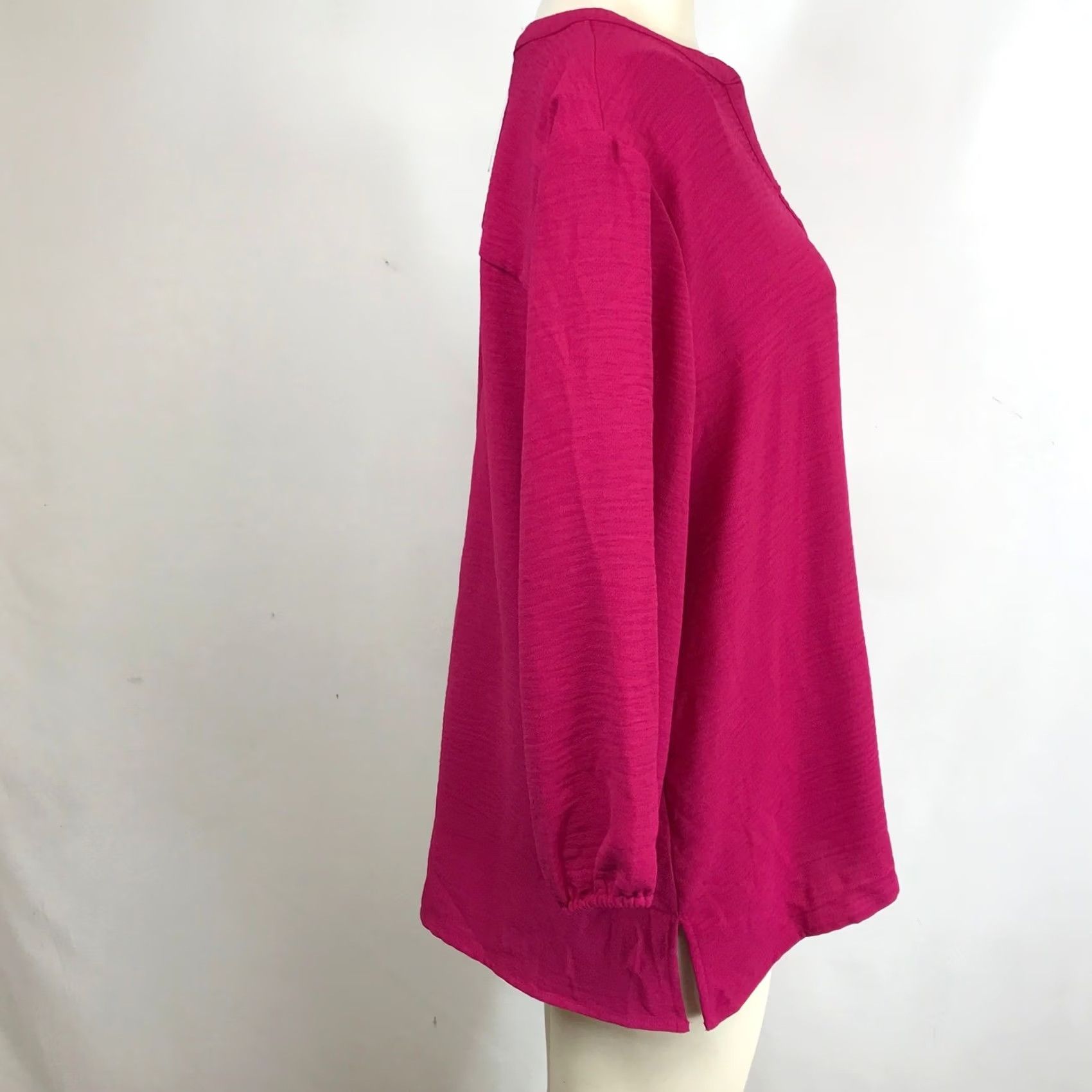 Vintage Chicos Blouse V-Neck Flutter Sleeve 3/4 Size 2 Womens Pink Raspberry Truffle Knit Pullover Size XS / US 0-2 / IT 36-38 - 4 Thumbnail