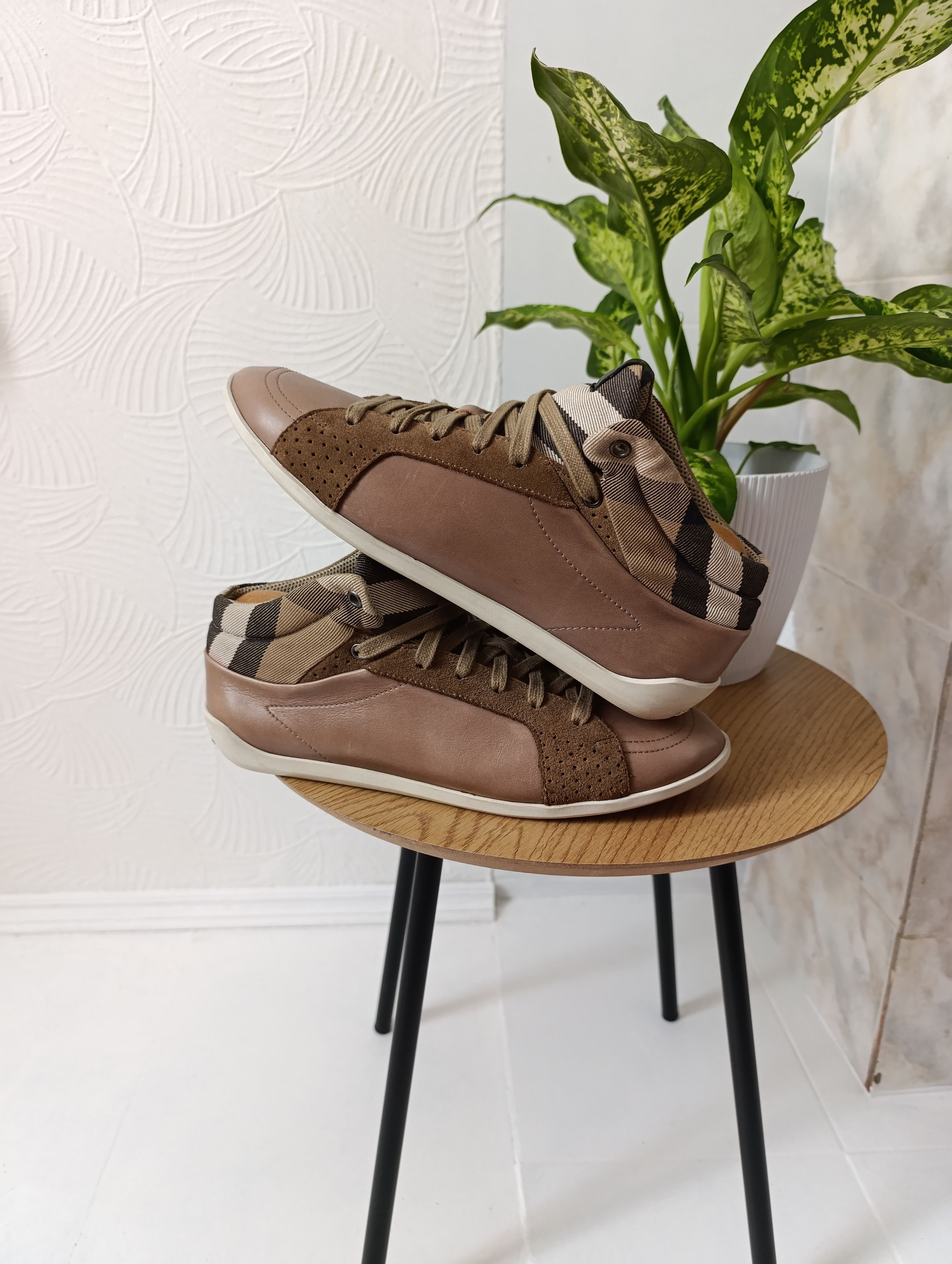 Burberry BURBERRY VINTAGE LEATHER HITOP SNEAKERS TRAINERS Size US 10 / IT 40 - 3 Thumbnail
