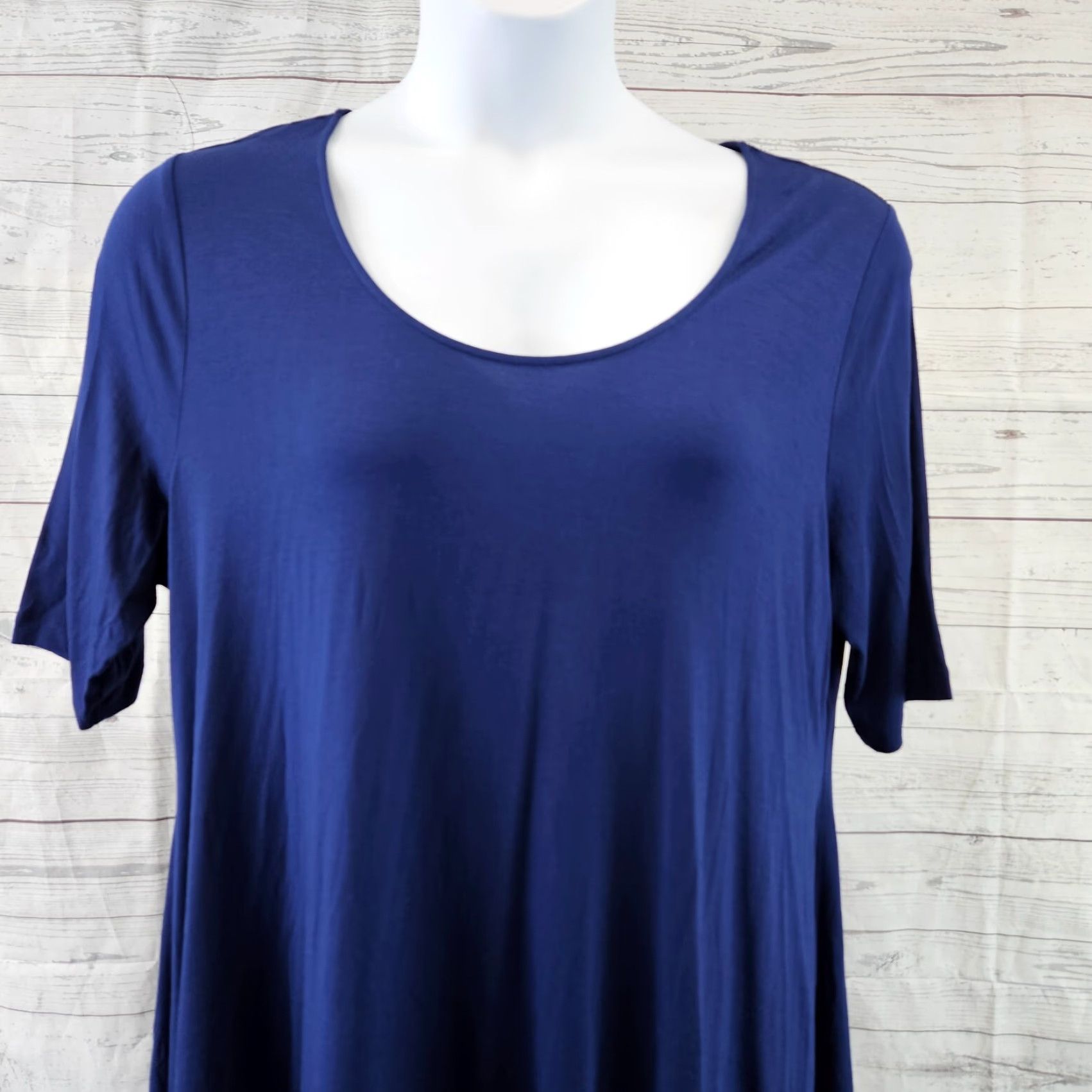 Soft Surroundings Soft Surroundings Blouse Womens Timely Top 1X Solid Blue Viscose Blend Scoop Neck Shirt Womens 1X Size XL / US 12-14 / IT 48-50 - 2 Thumbnail