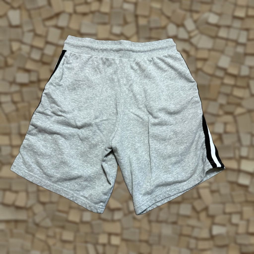 Pro Player Pro Player Shorts Women's Large Activewear Grey Black White Casual Athletic Modern 3 in Inseam Womens Regular Large Grey Black White Pro Player Shorts Size 36" / US 14 / IT 50 - 1 Thumbnail